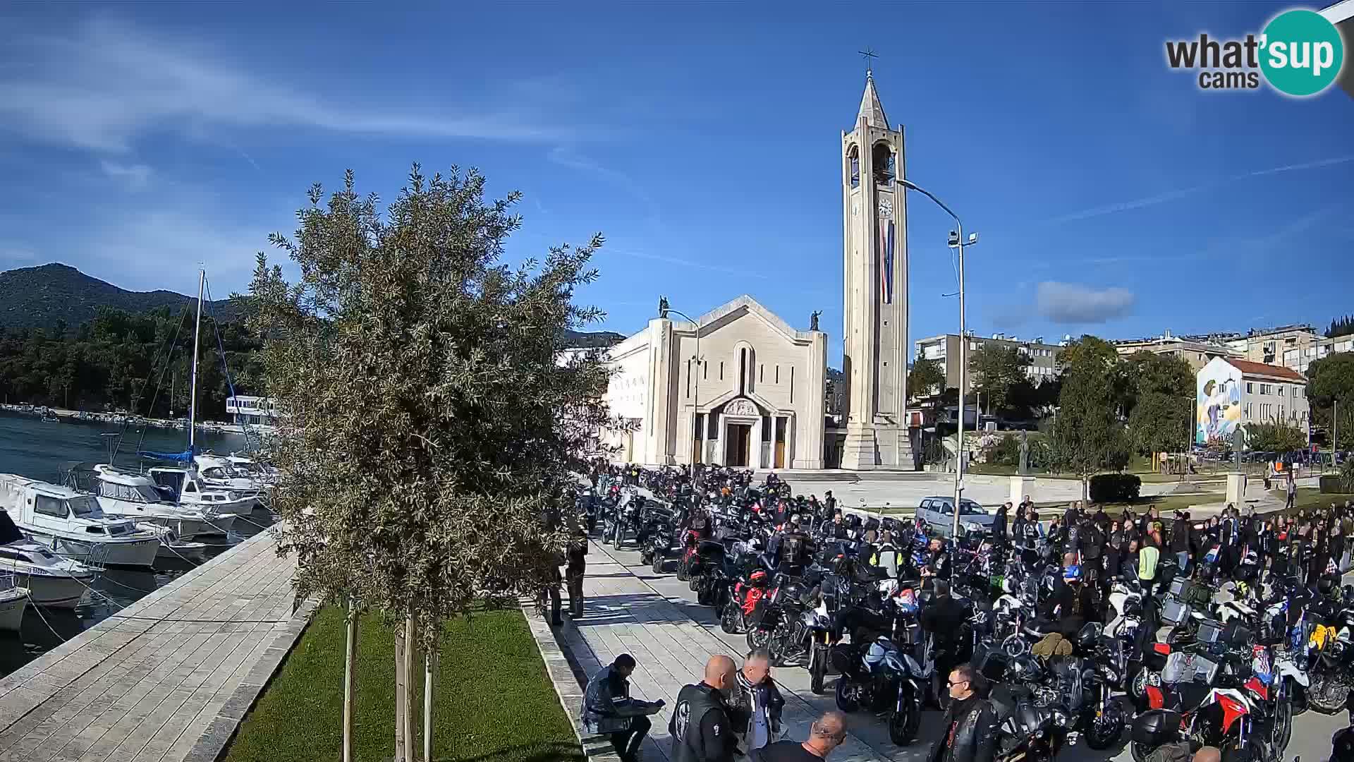 Spletna kamera Ploče | Osupljiv pogled na Rivo in katedralo