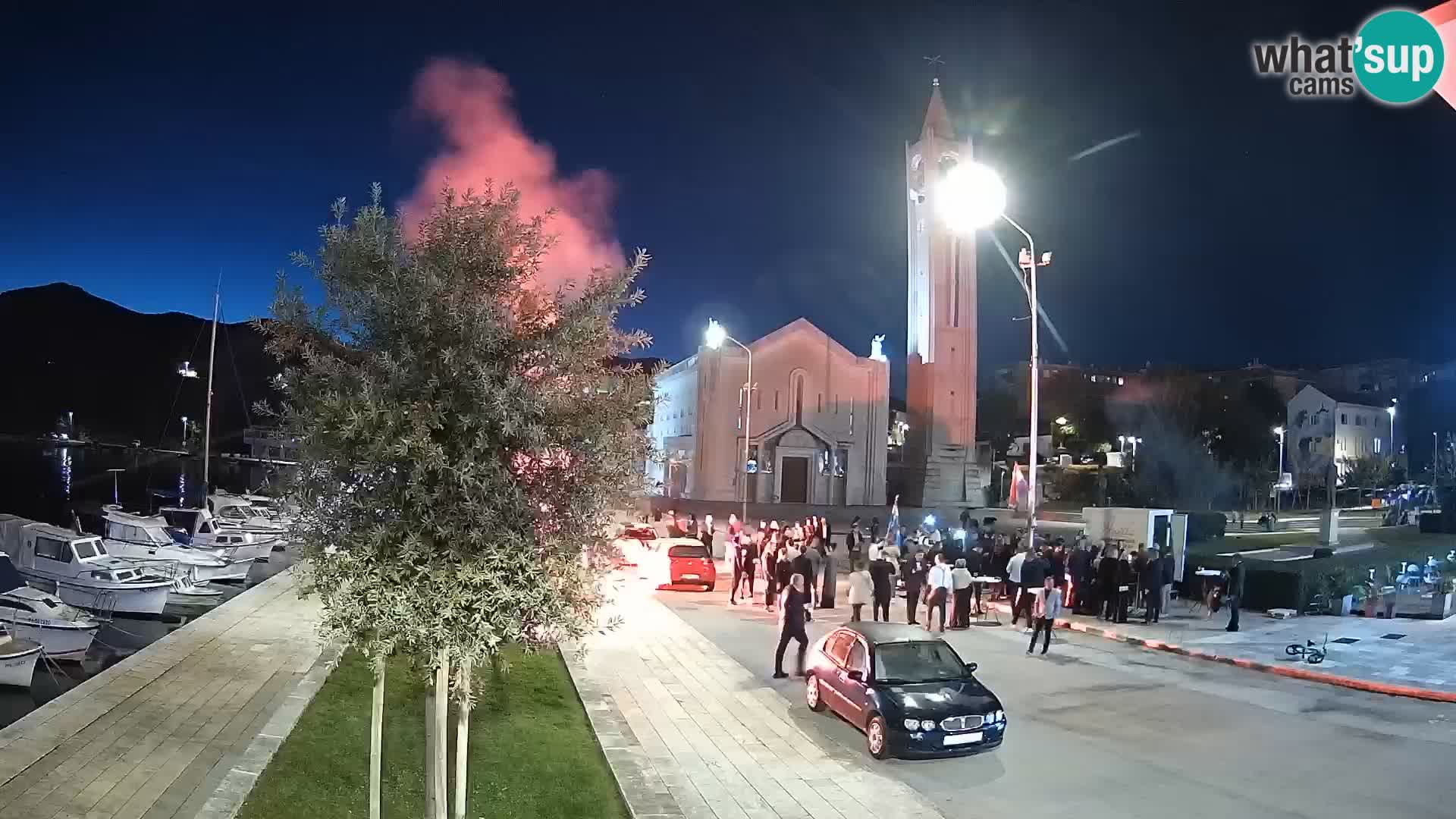 Spletna kamera Ploče | Osupljiv pogled na Rivo in katedralo