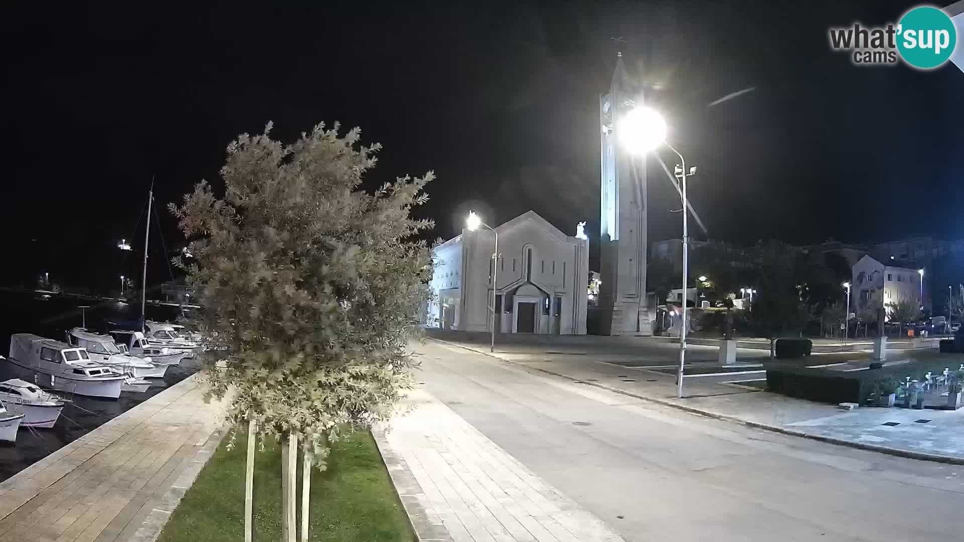 Webcam Ploče | Fesselnde Ausblicke auf Riva und die Kathedrale