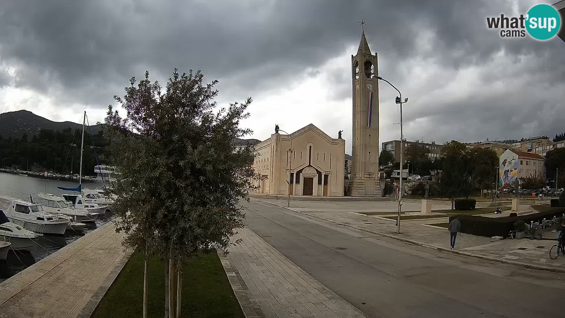 Spletna kamera Ploče | Osupljiv pogled na Rivo in katedralo