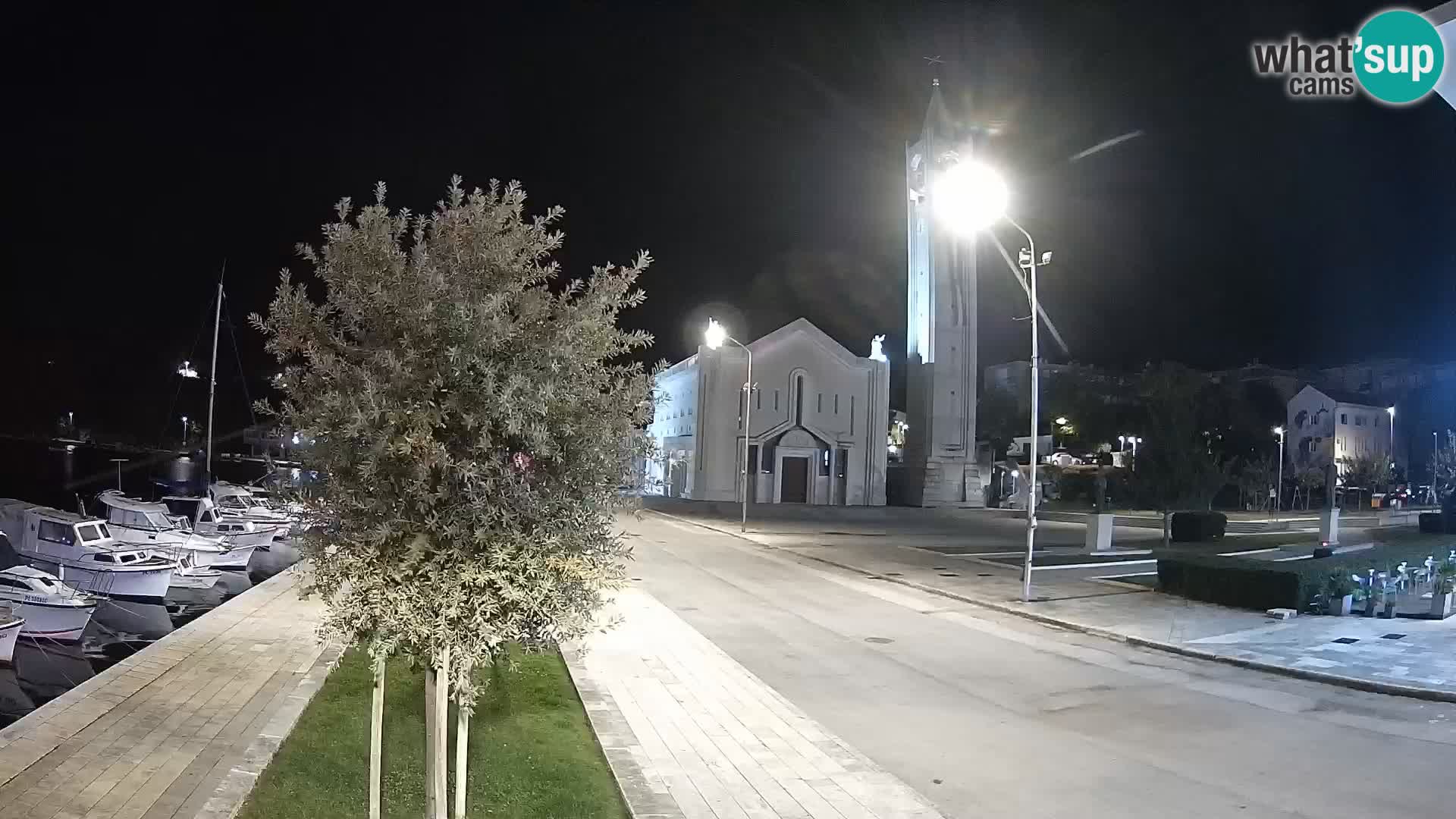 Ploče Cámara web | Vistas cautivadoras de Riva y la Catedral