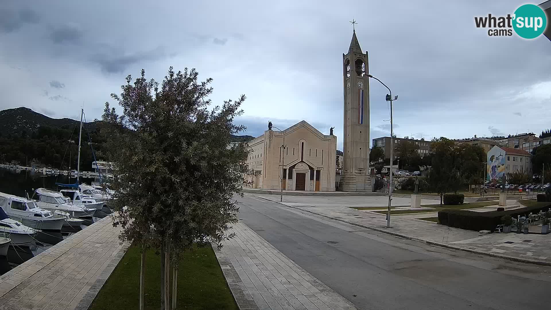 Spletna kamera Ploče | Osupljiv pogled na Rivo in katedralo