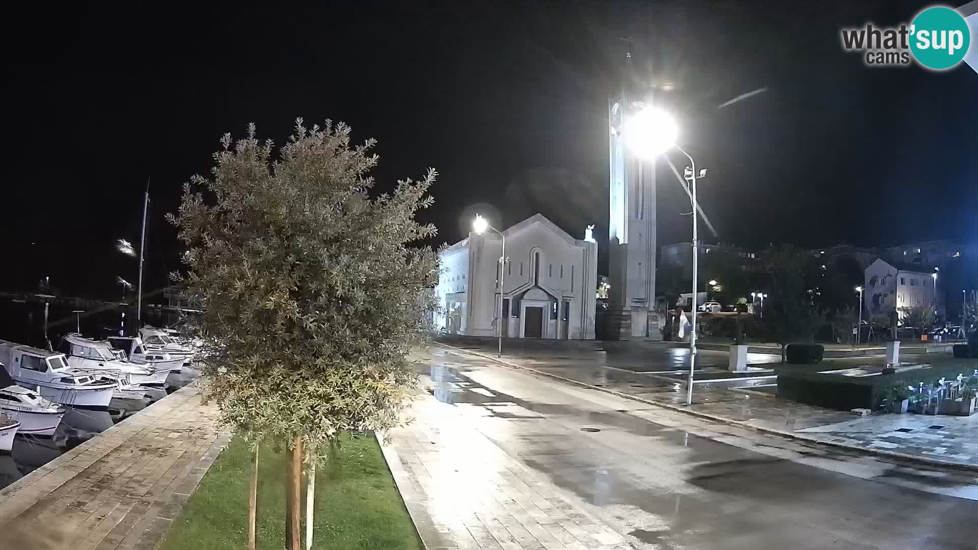 Webcam Ploče | Fesselnde Ausblicke auf Riva und die Kathedrale