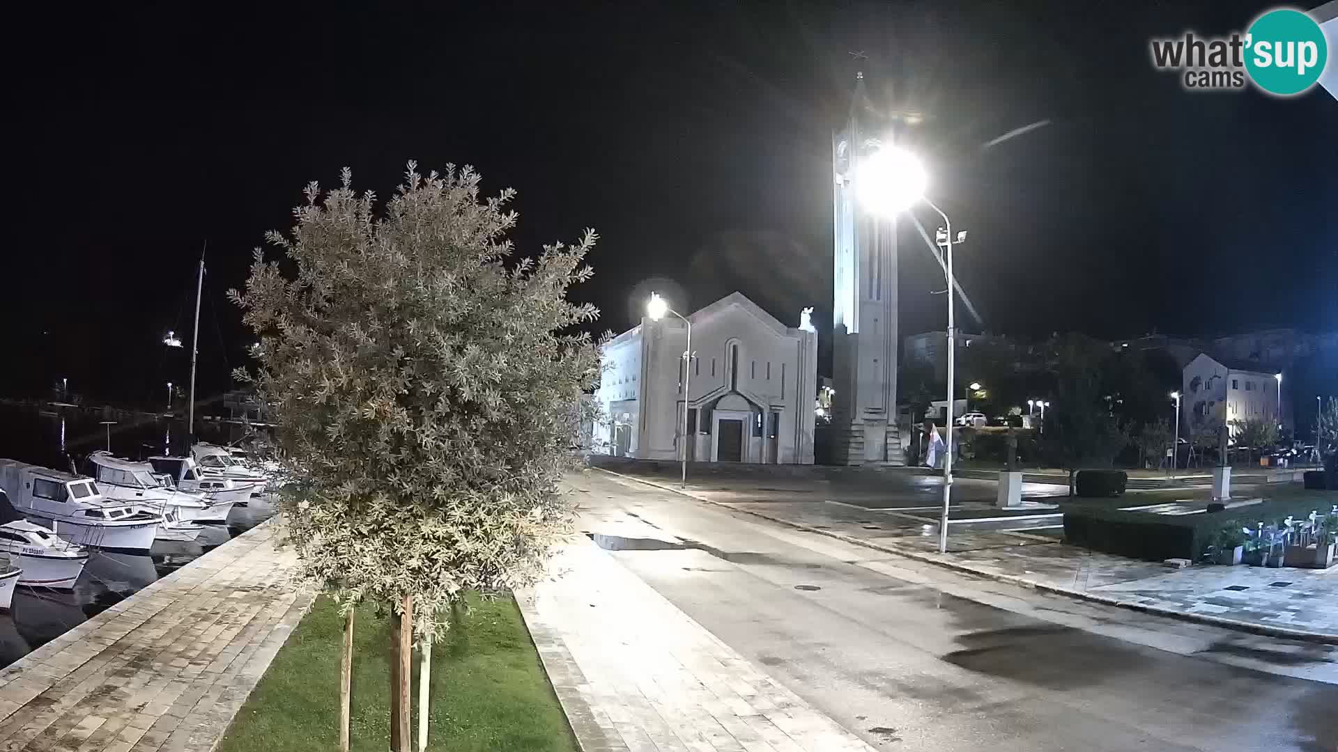 Spletna kamera Ploče | Osupljiv pogled na Rivo in katedralo