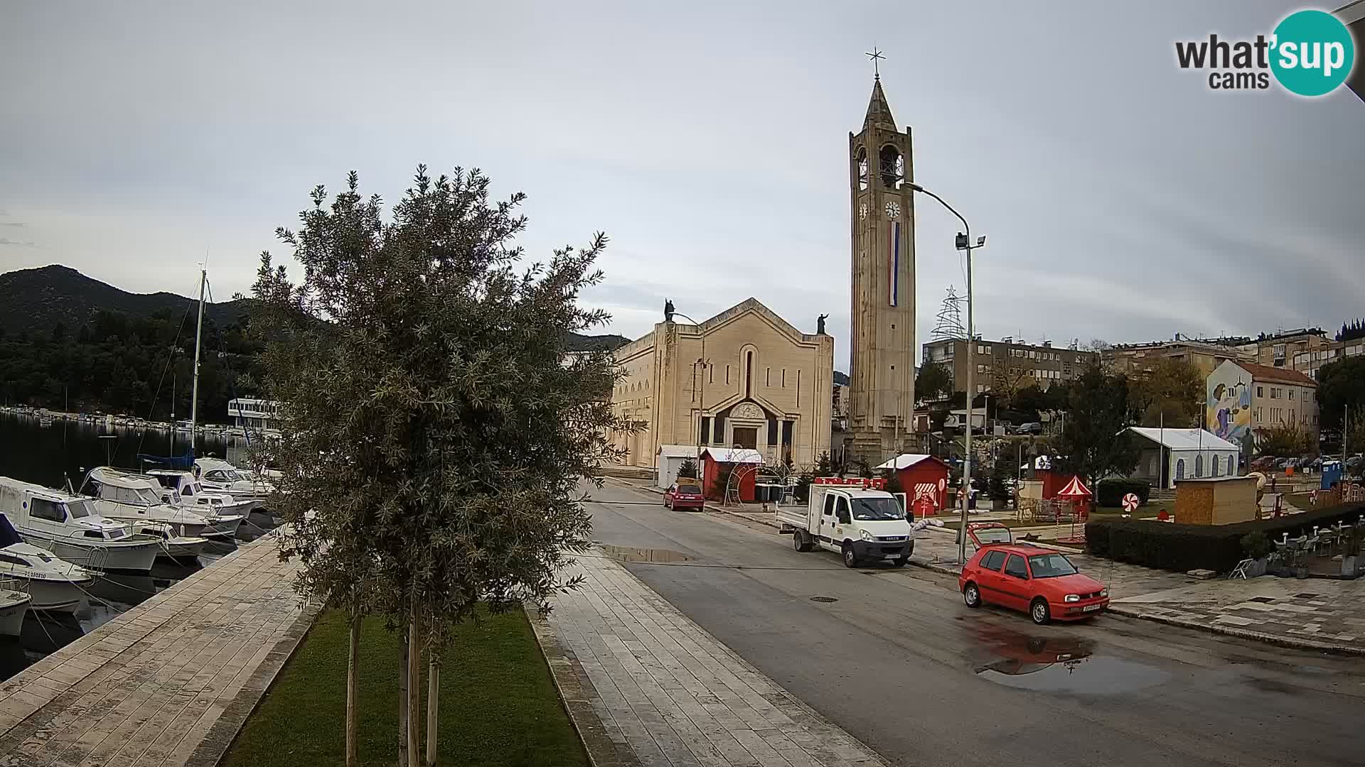 Webcam Ploče | Fesselnde Ausblicke auf Riva und die Kathedrale
