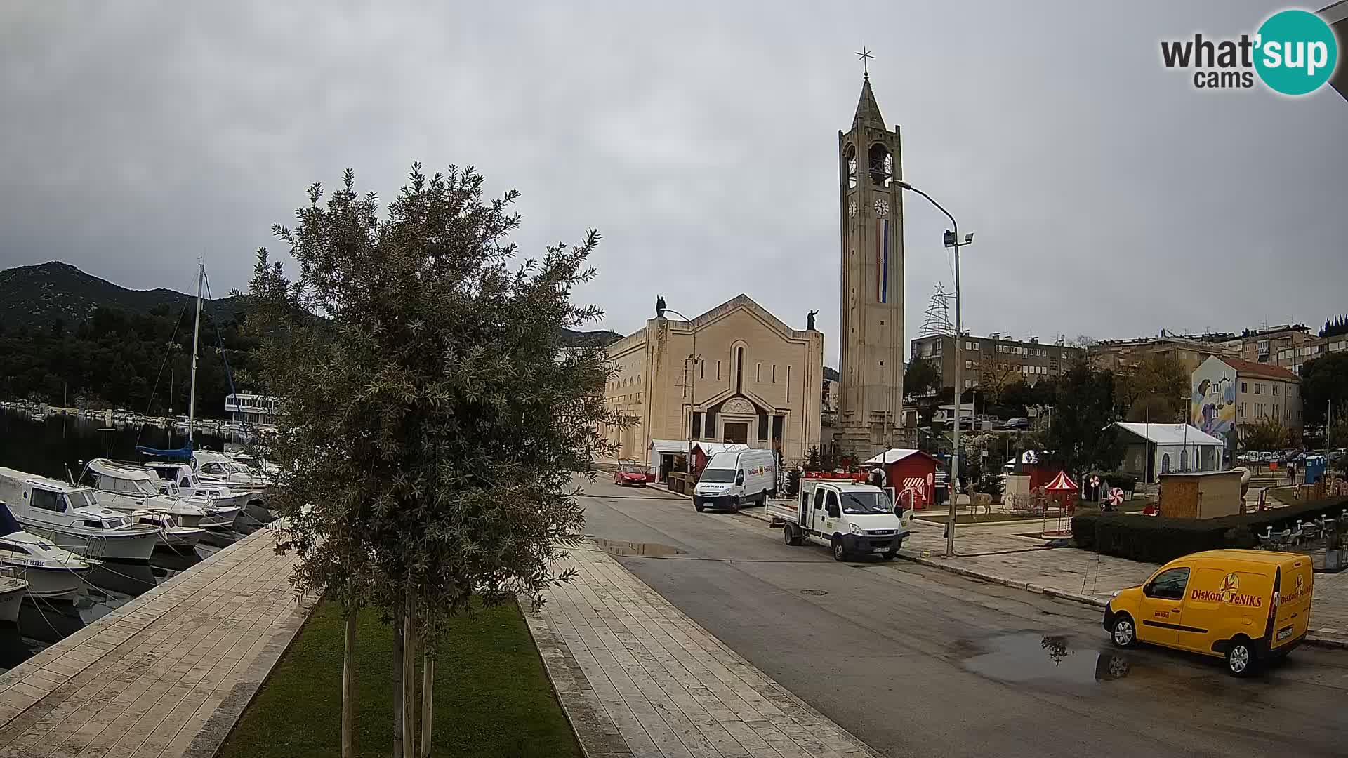 Spletna kamera Ploče | Osupljiv pogled na Rivo in katedralo