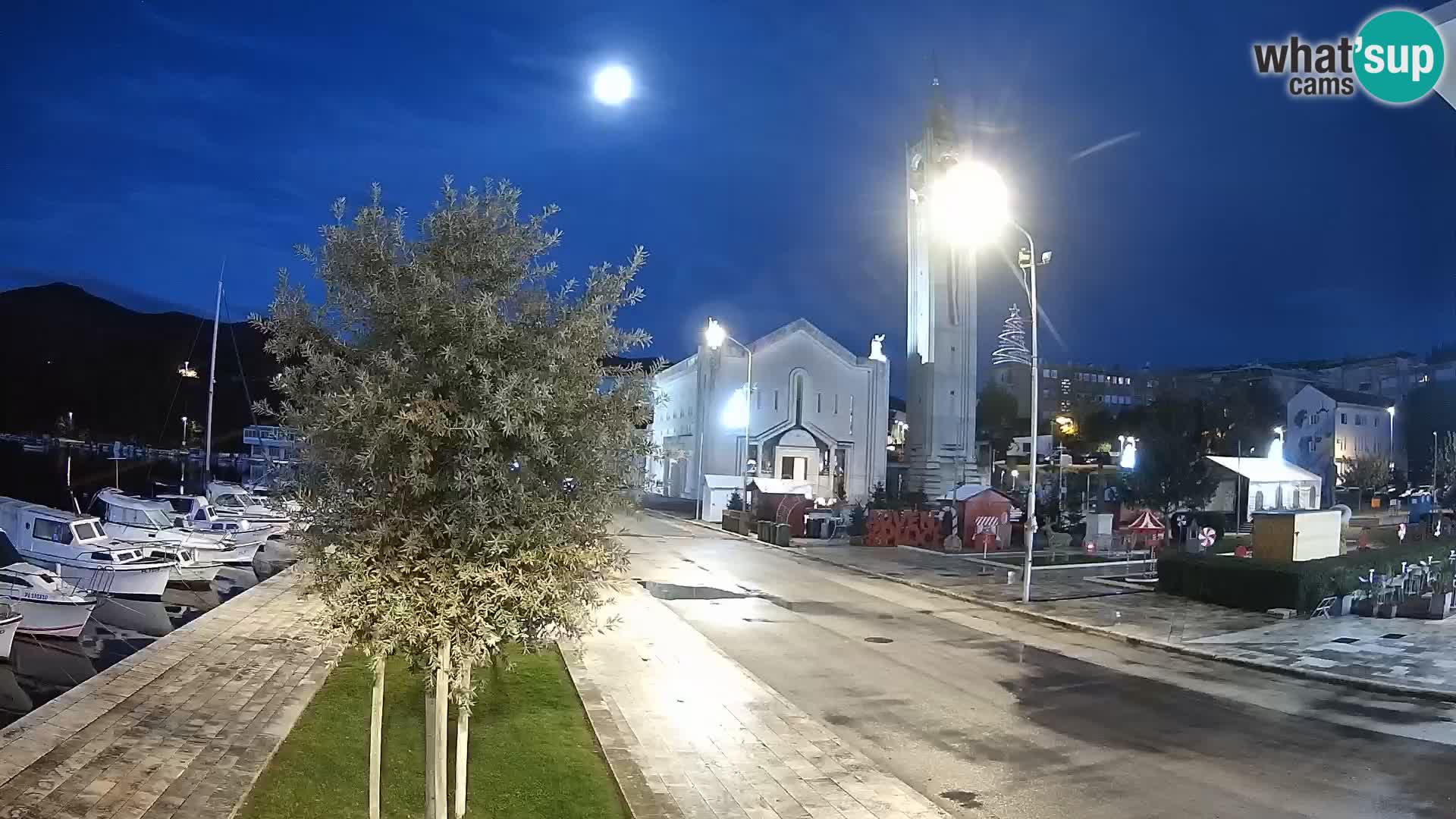 Ploče Cámara web | Vistas cautivadoras de Riva y la Catedral