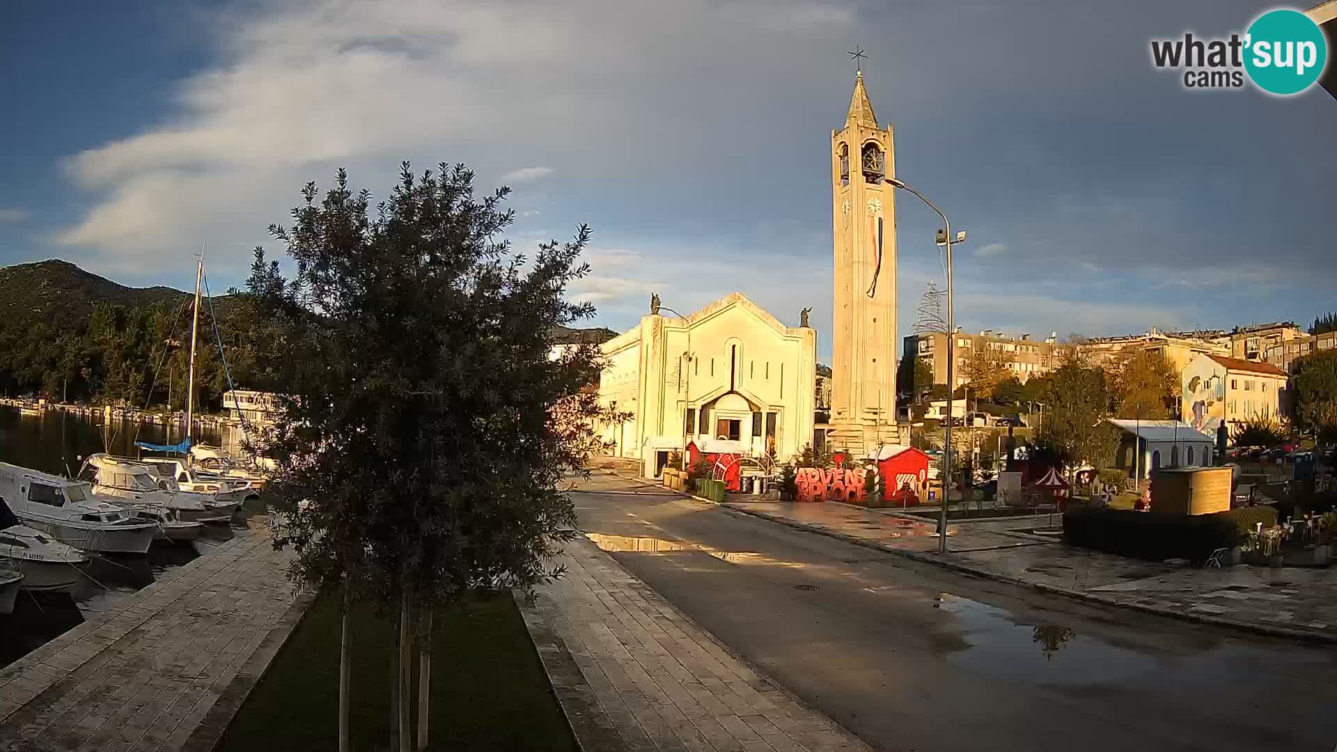 Web kamera Ploče | Očaravajući pogled na Rivu i Katedralu