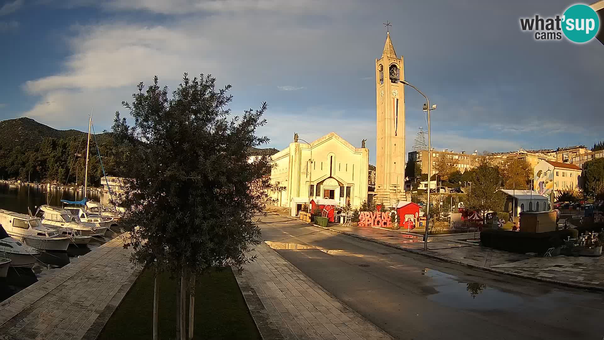 Web kamera Ploče | Očaravajući pogled na Rivu i Katedralu