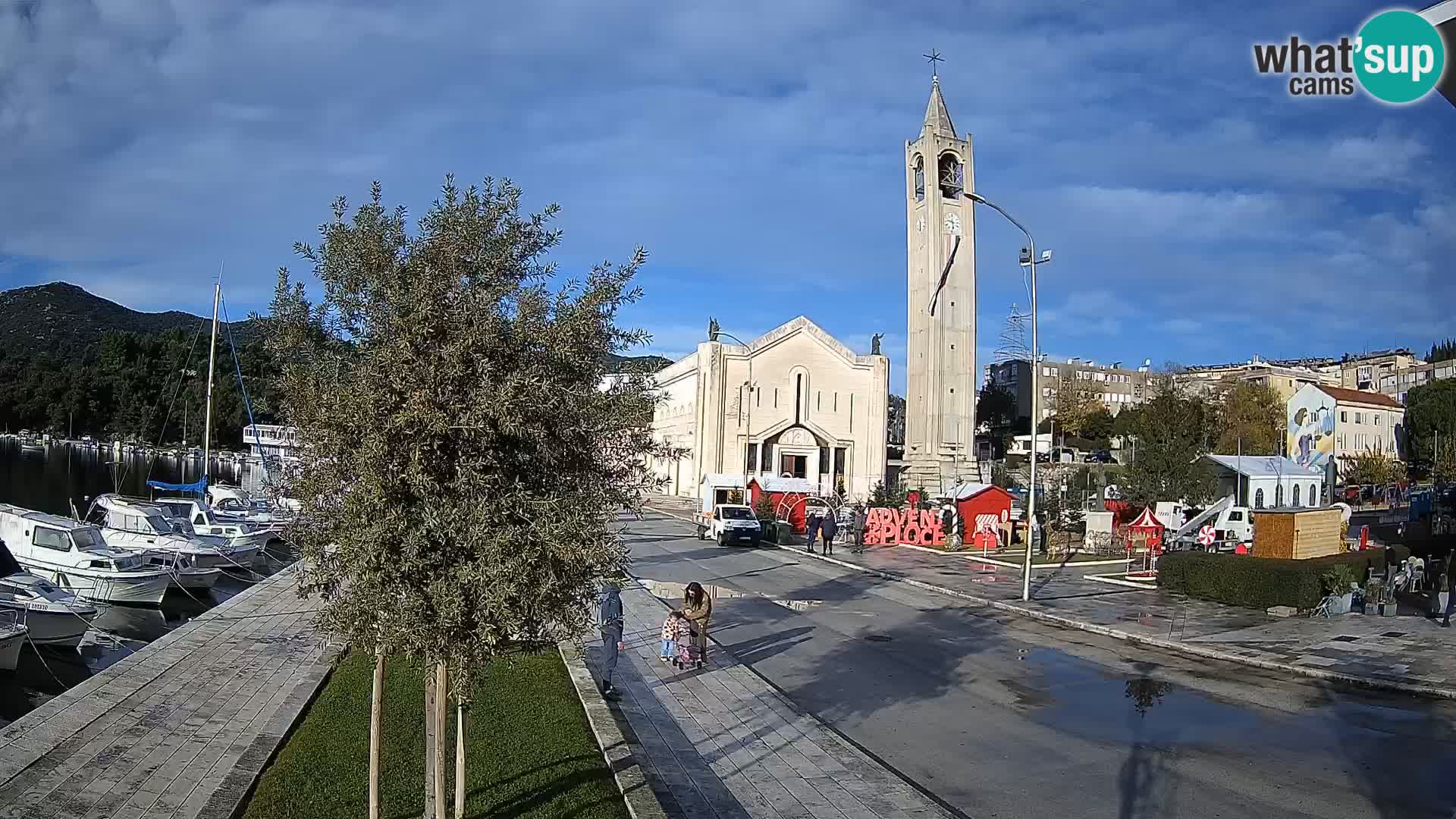 Spletna kamera Ploče | Osupljiv pogled na Rivo in katedralo