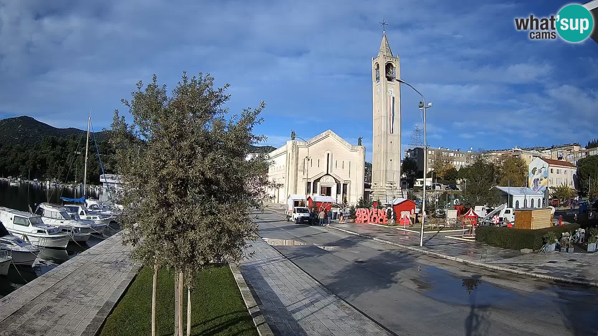 Spletna kamera Ploče | Osupljiv pogled na Rivo in katedralo