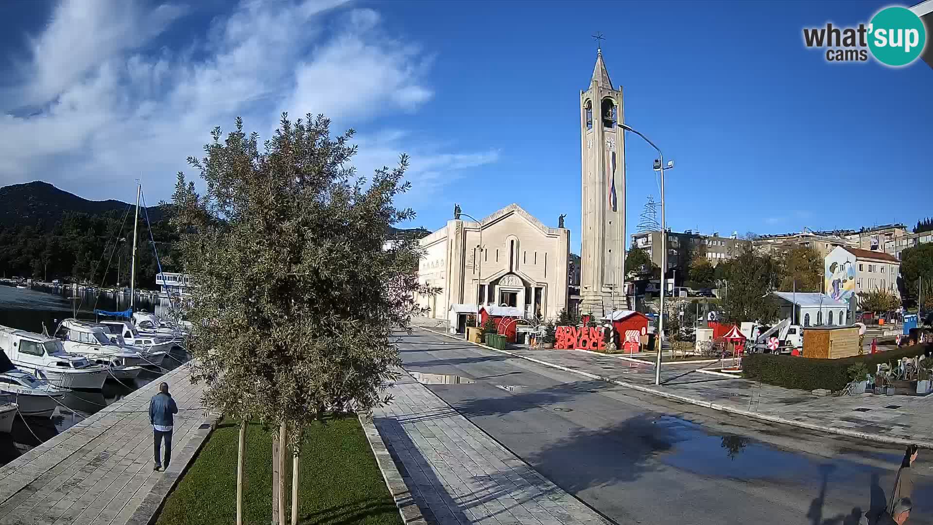 Spletna kamera Ploče | Osupljiv pogled na Rivo in katedralo