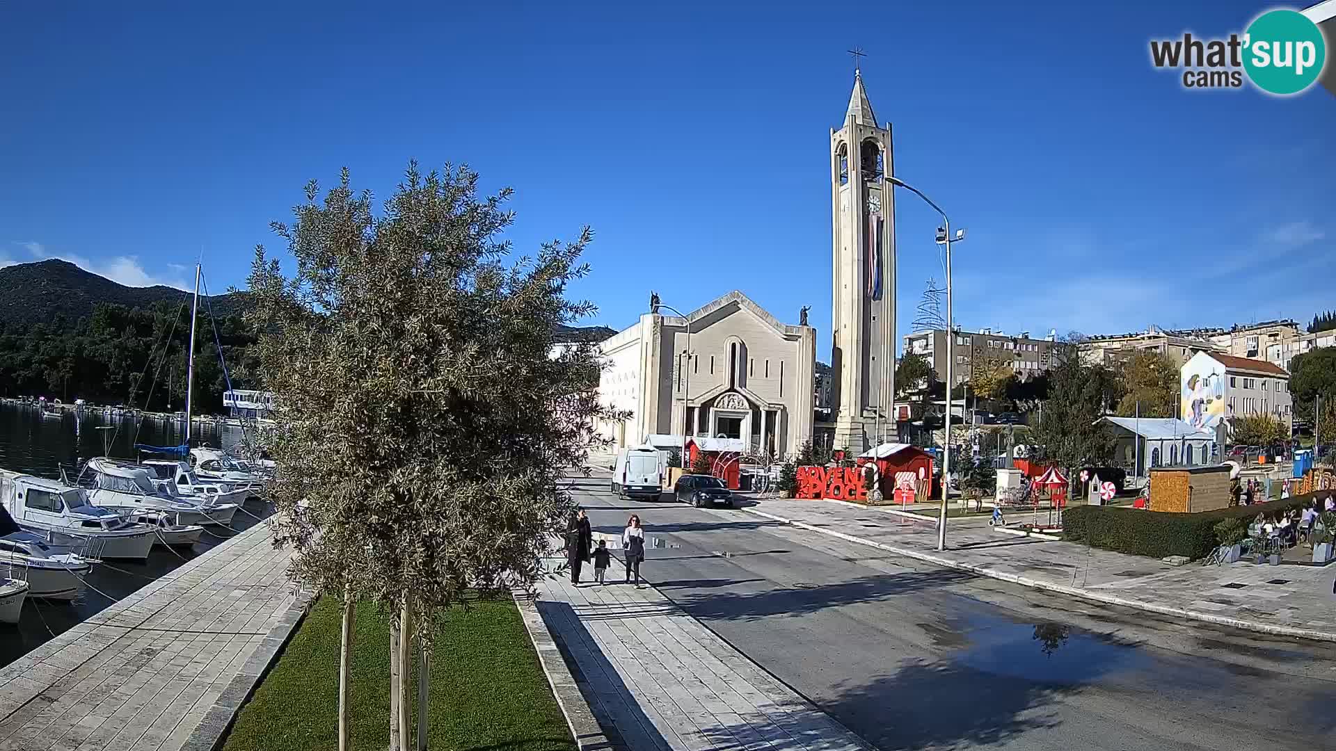 Spletna kamera Ploče | Osupljiv pogled na Rivo in katedralo