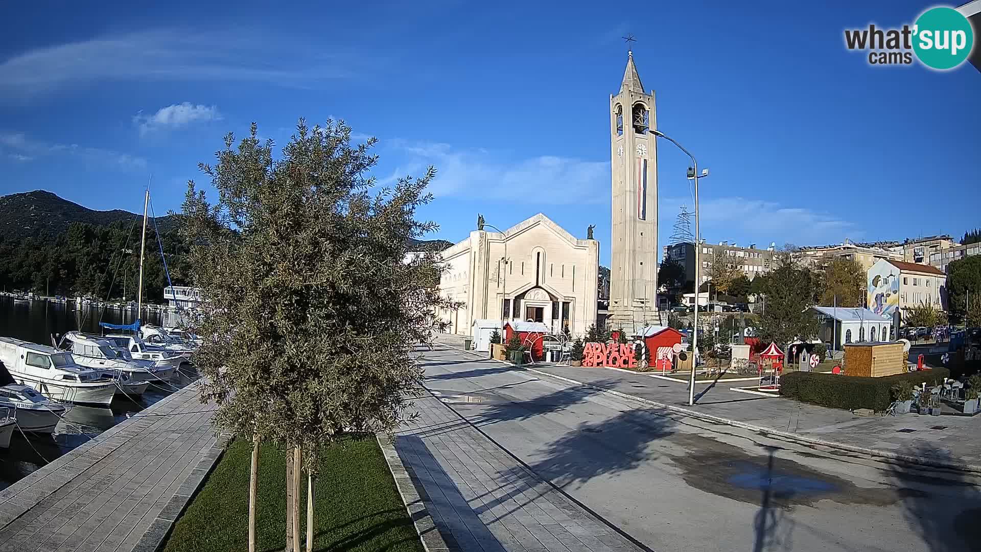 Spletna kamera Ploče | Osupljiv pogled na Rivo in katedralo