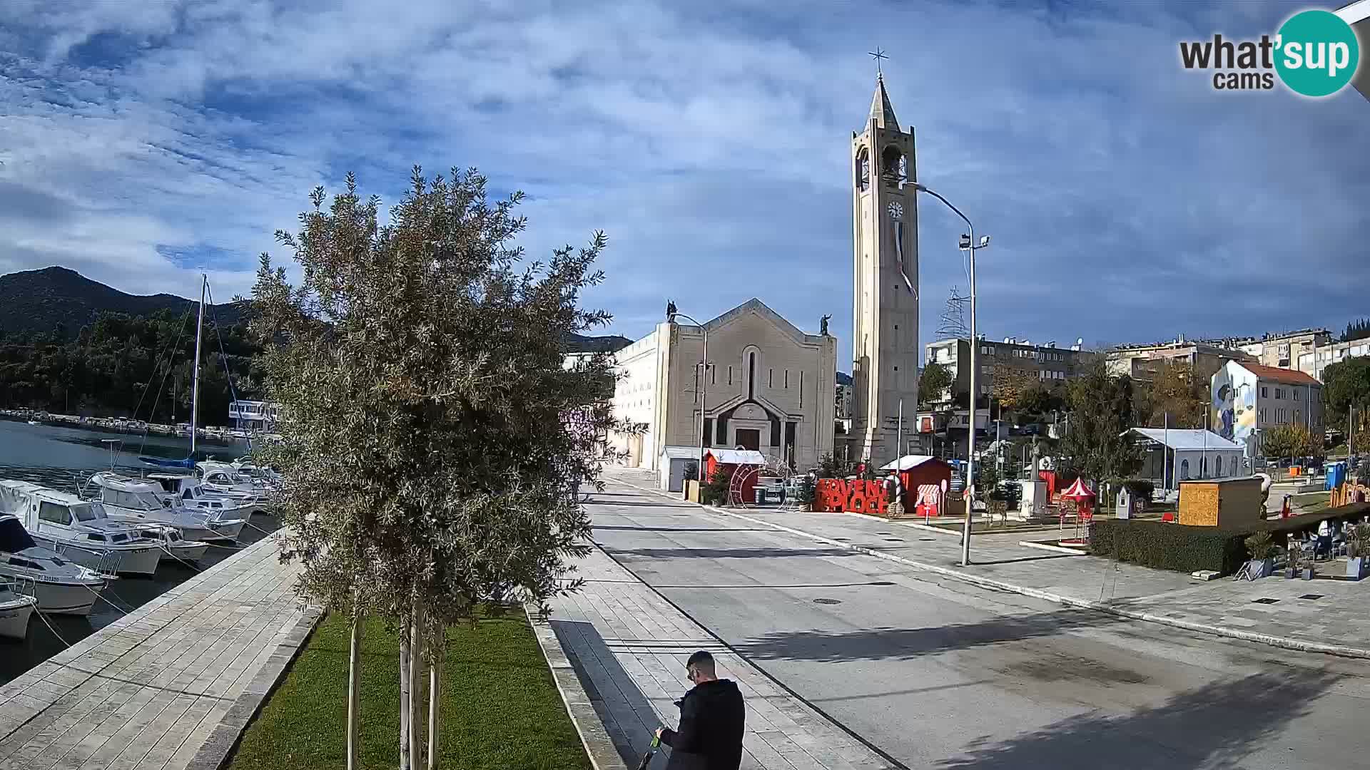 Ploče Webcam | Captivating Views of Riva and the Cathedral