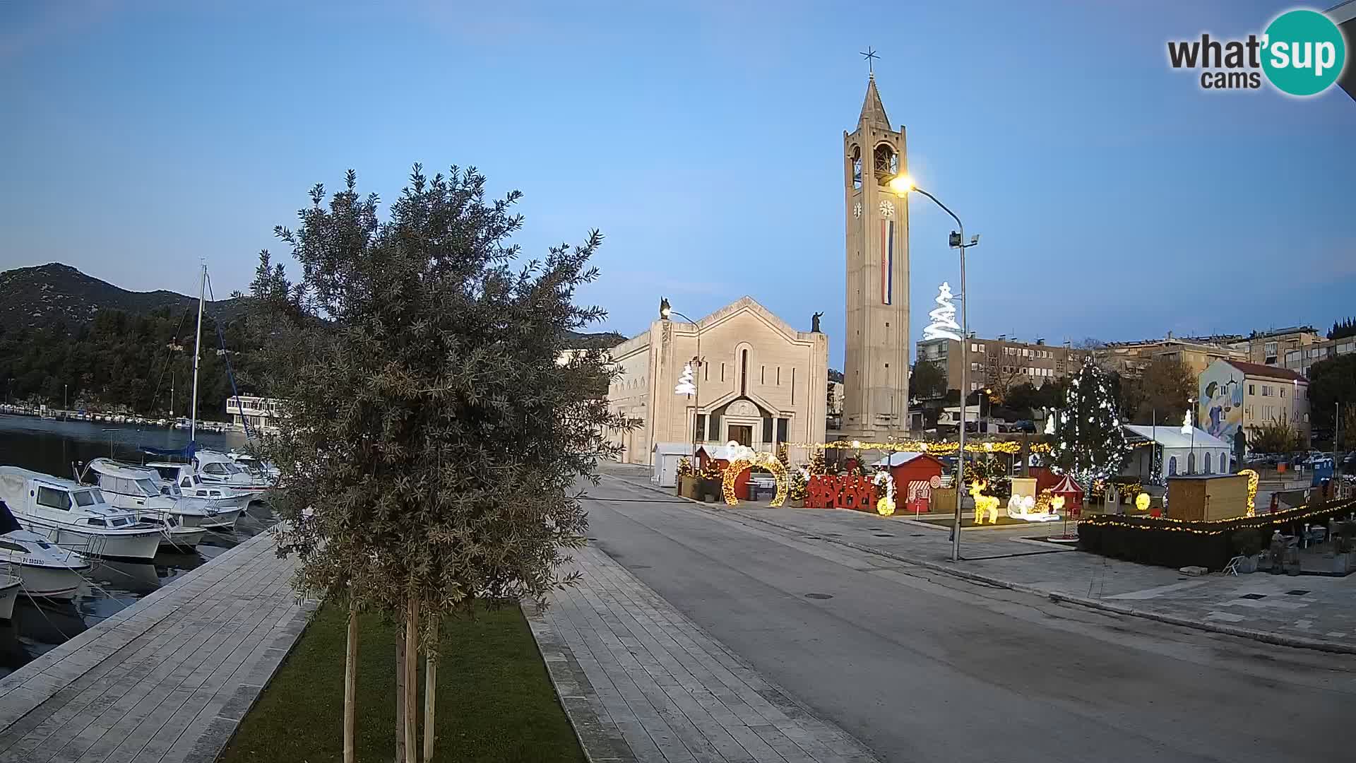 Webcam Ploče | Fesselnde Ausblicke auf Riva und die Kathedrale