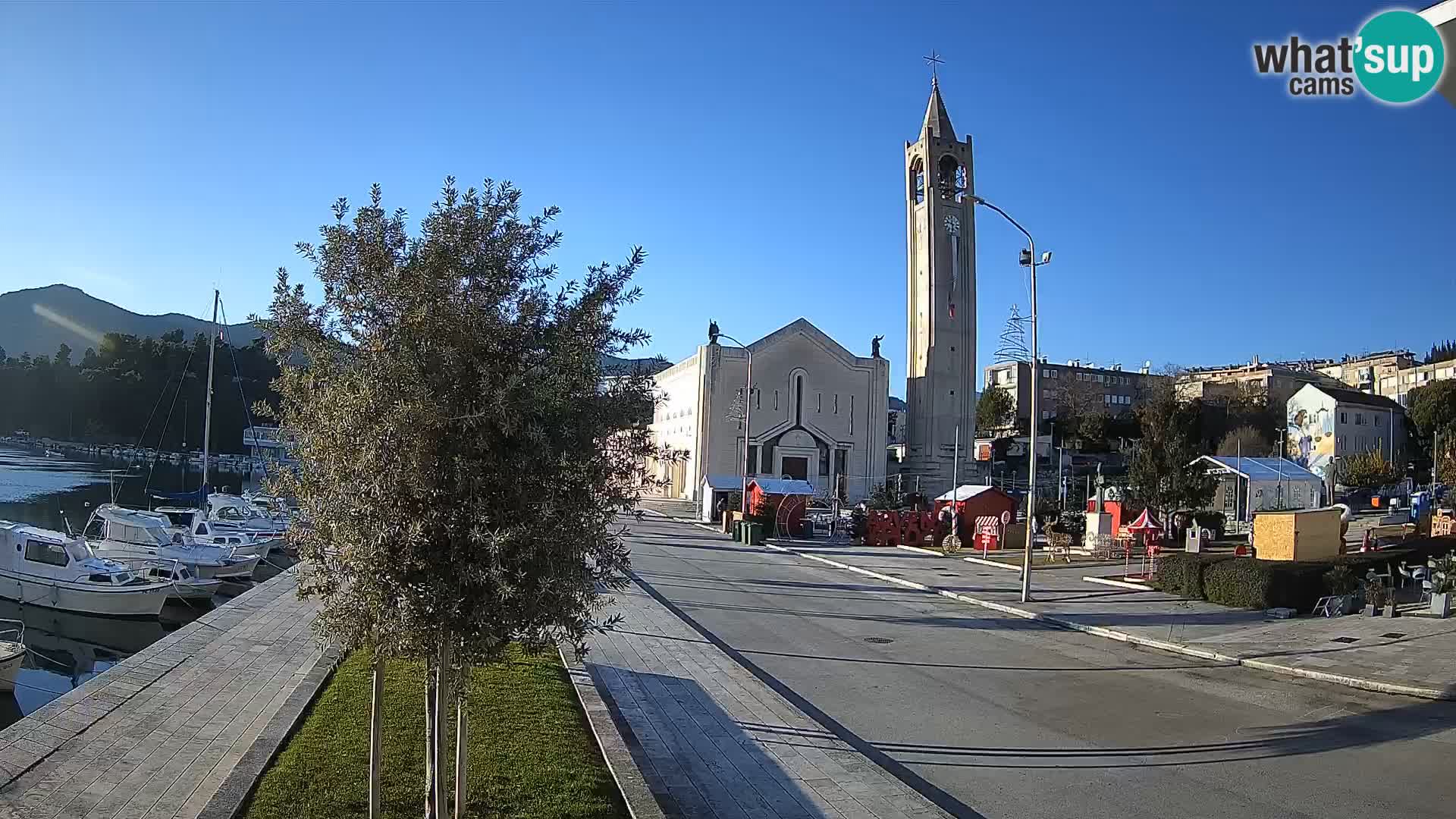 Spletna kamera Ploče | Osupljiv pogled na Rivo in katedralo