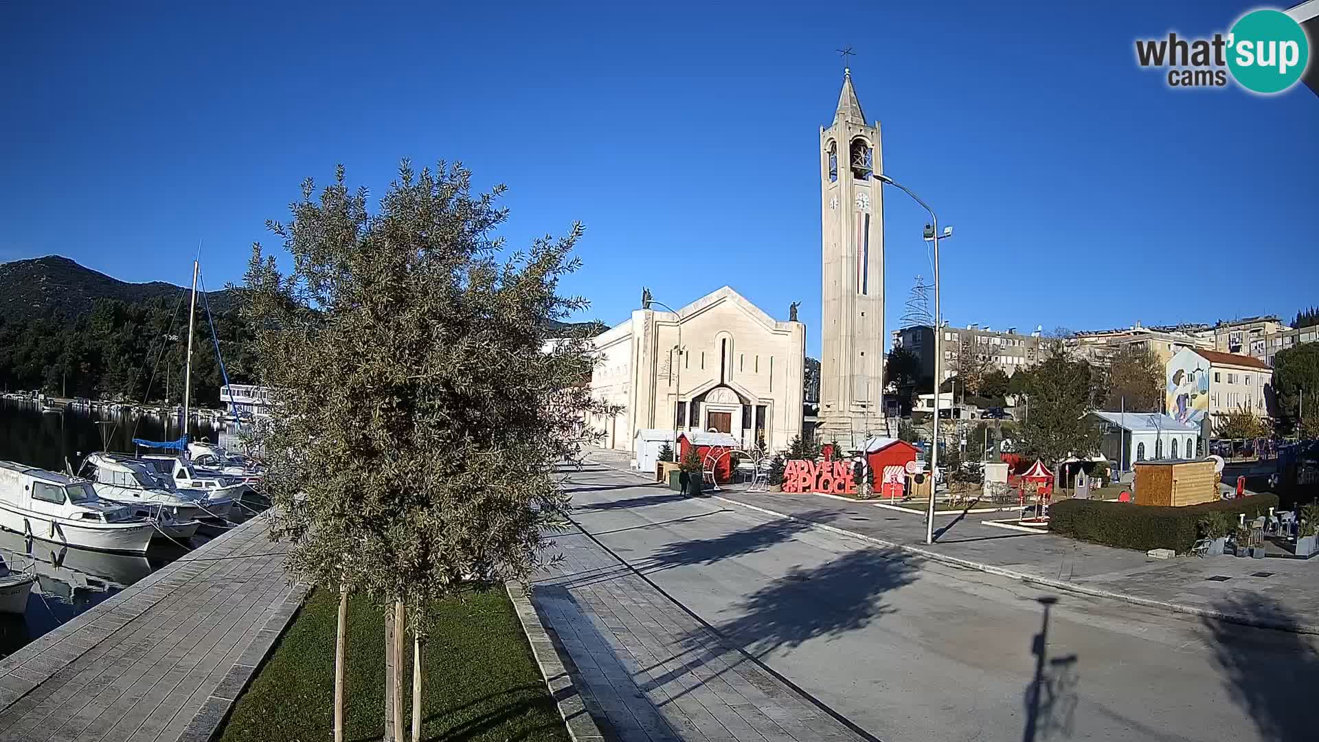 Spletna kamera Ploče | Osupljiv pogled na Rivo in katedralo