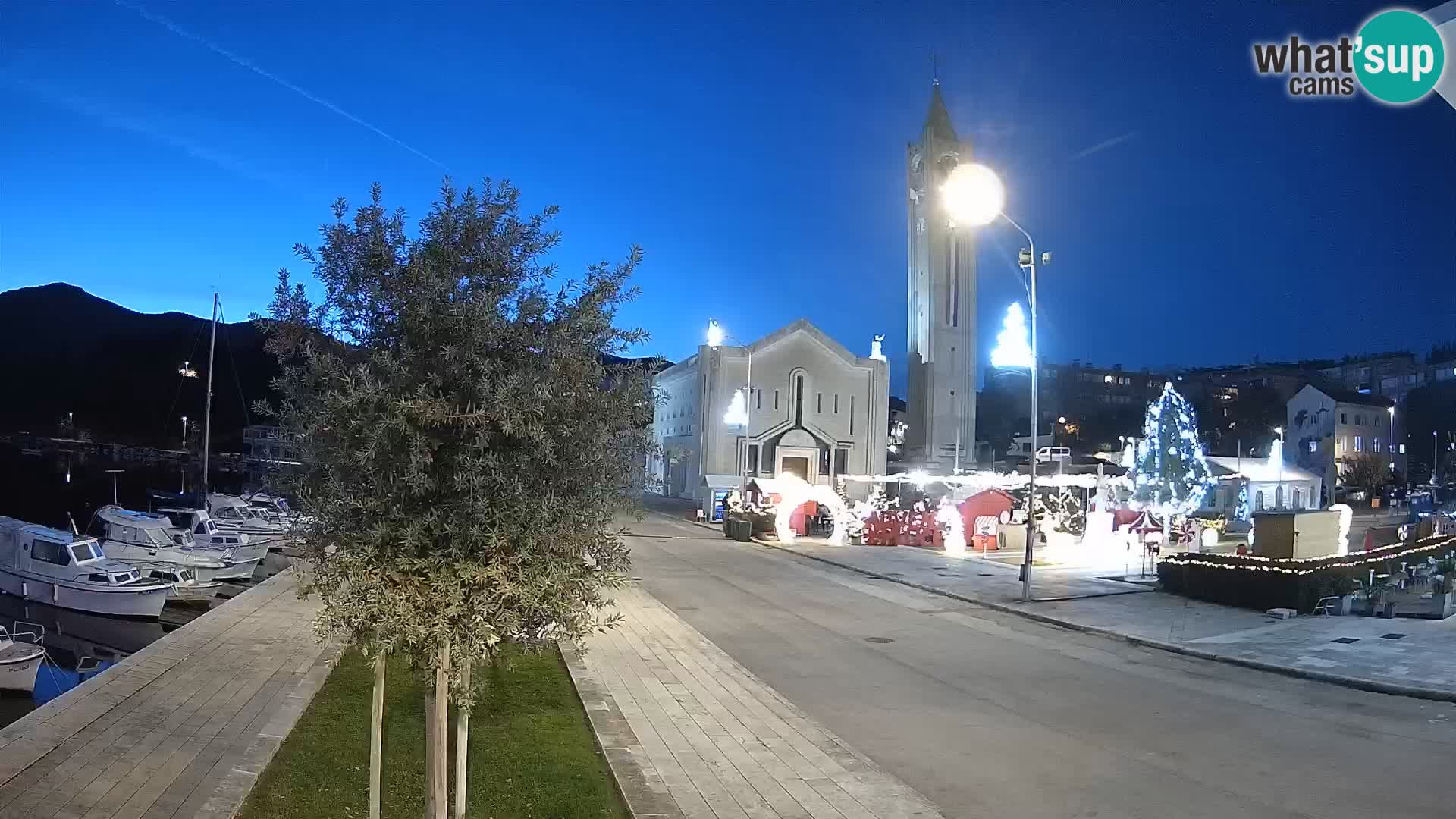 Ploče Cámara web | Vistas cautivadoras de Riva y la Catedral