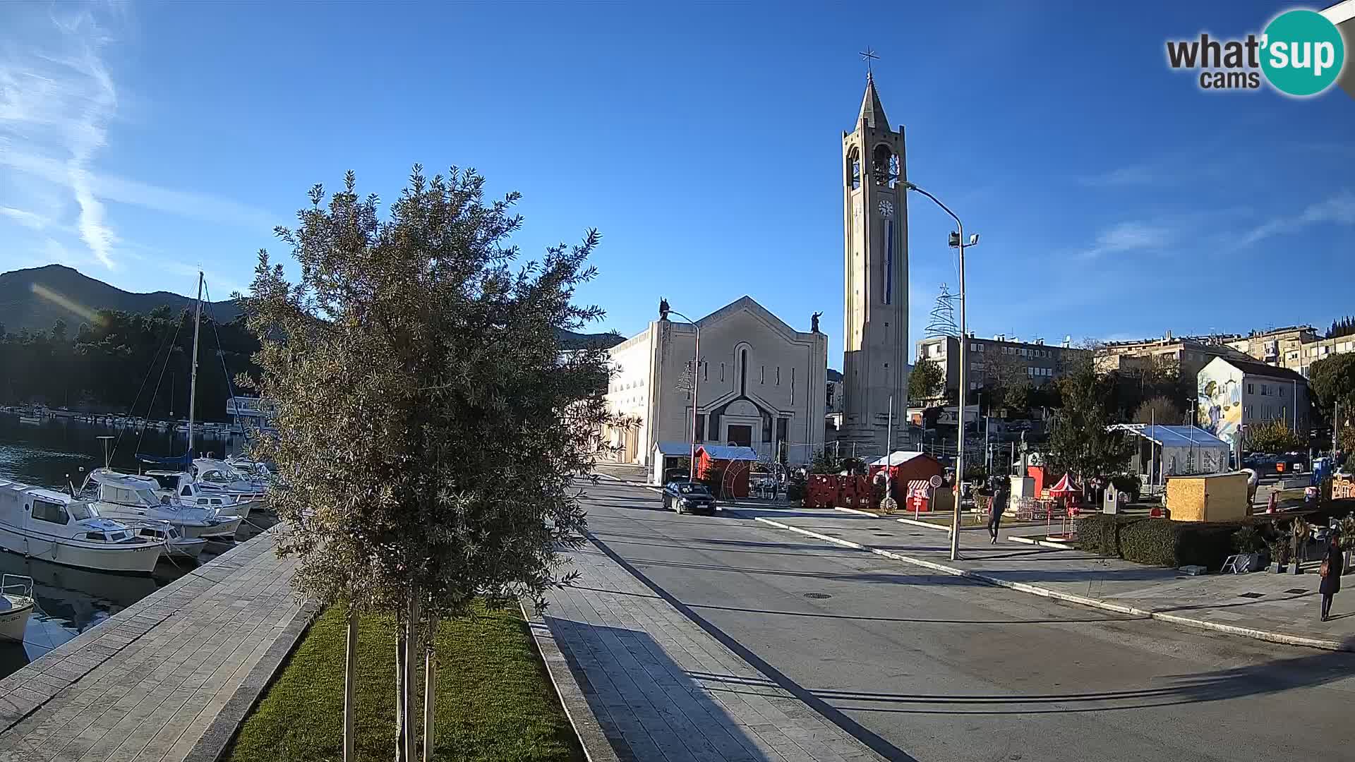 Ploče Cámara web | Vistas cautivadoras de Riva y la Catedral