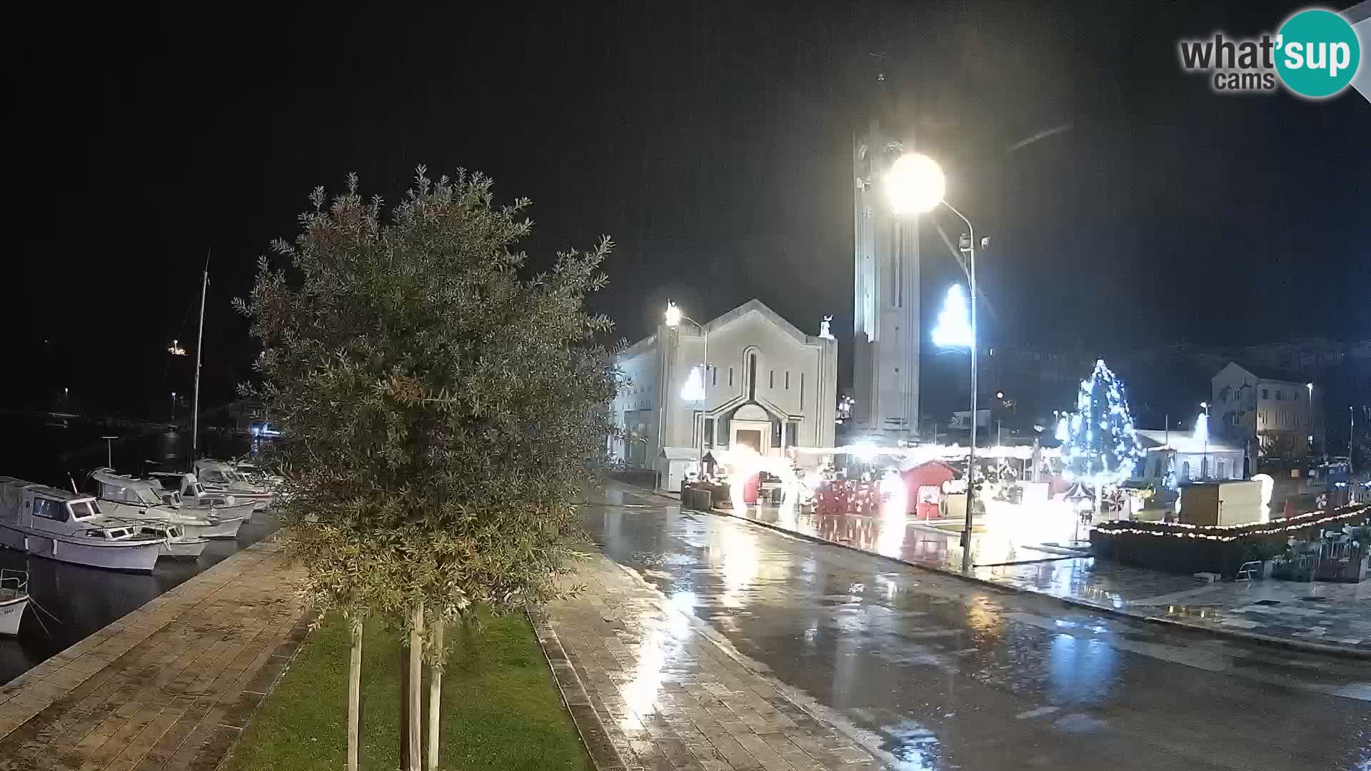 Webcam Ploče | Fesselnde Ausblicke auf Riva und die Kathedrale