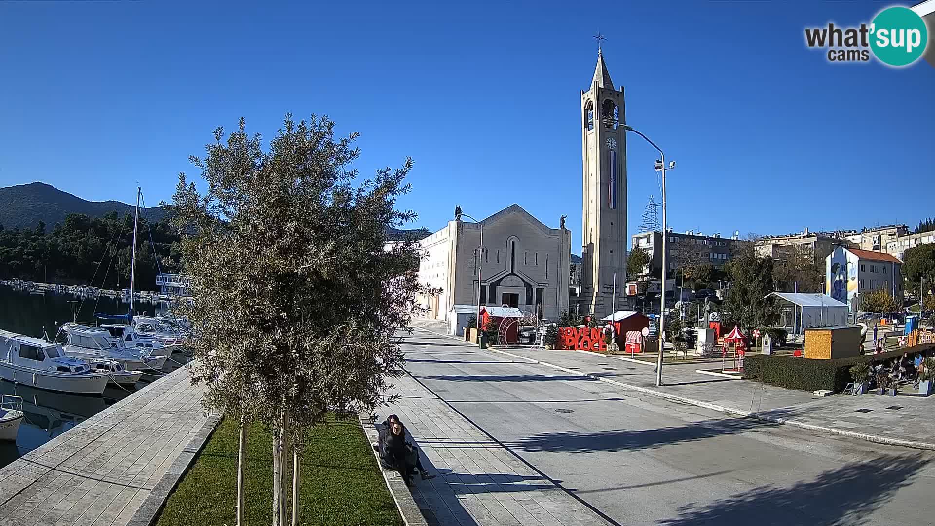Ploče Cámara web | Vistas cautivadoras de Riva y la Catedral