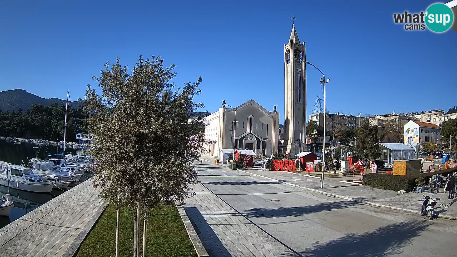 Ploče Cámara web | Vistas cautivadoras de Riva y la Catedral