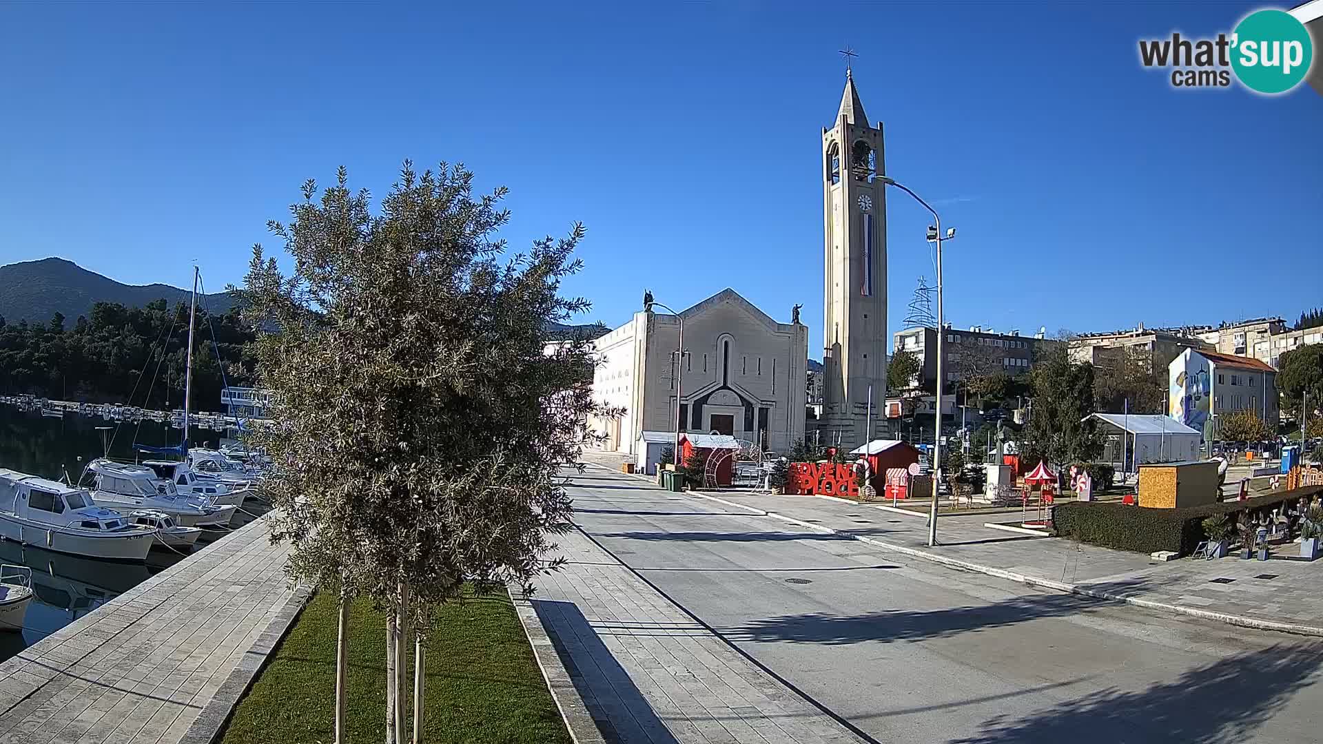 Spletna kamera Ploče | Osupljiv pogled na Rivo in katedralo