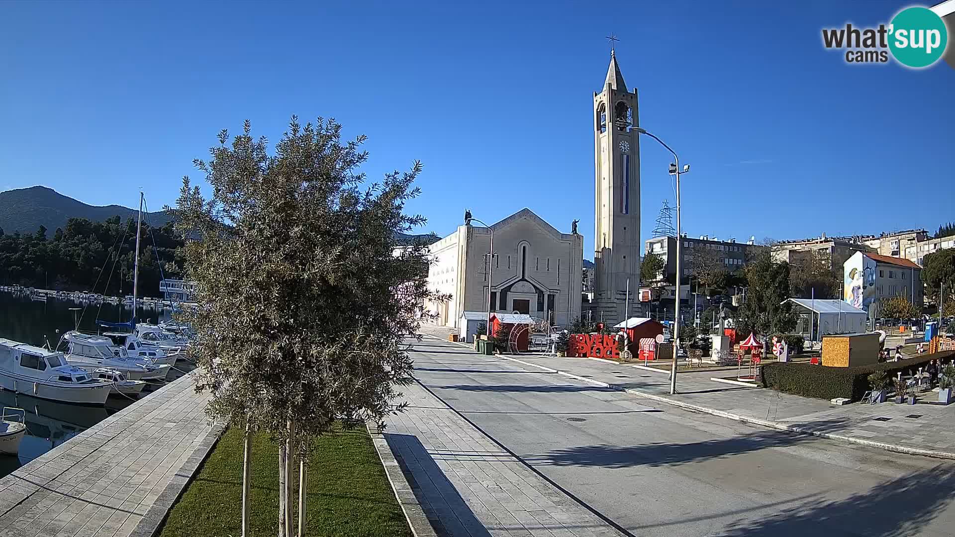 Webcam Ploče | Fesselnde Ausblicke auf Riva und die Kathedrale