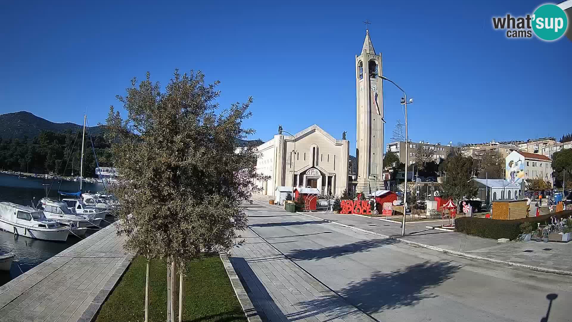 Spletna kamera Ploče | Osupljiv pogled na Rivo in katedralo