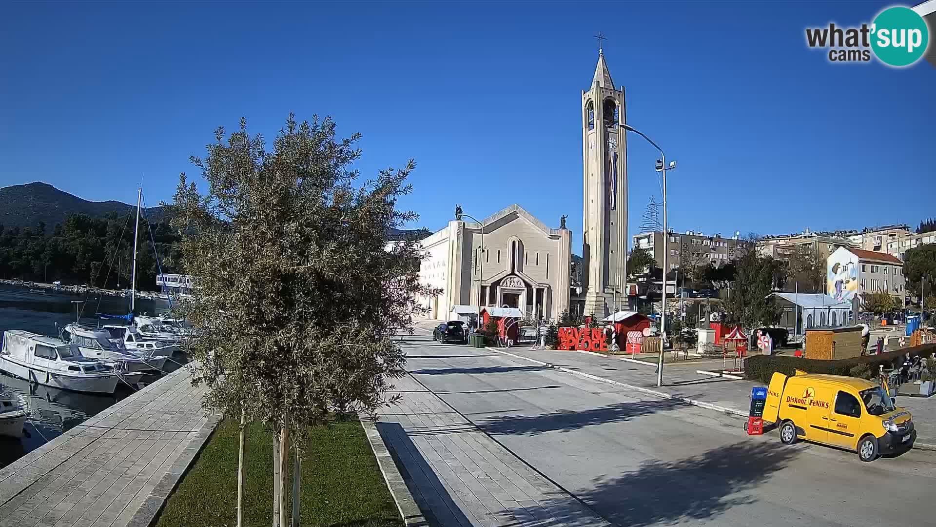 Ploče Cámara web | Vistas cautivadoras de Riva y la Catedral