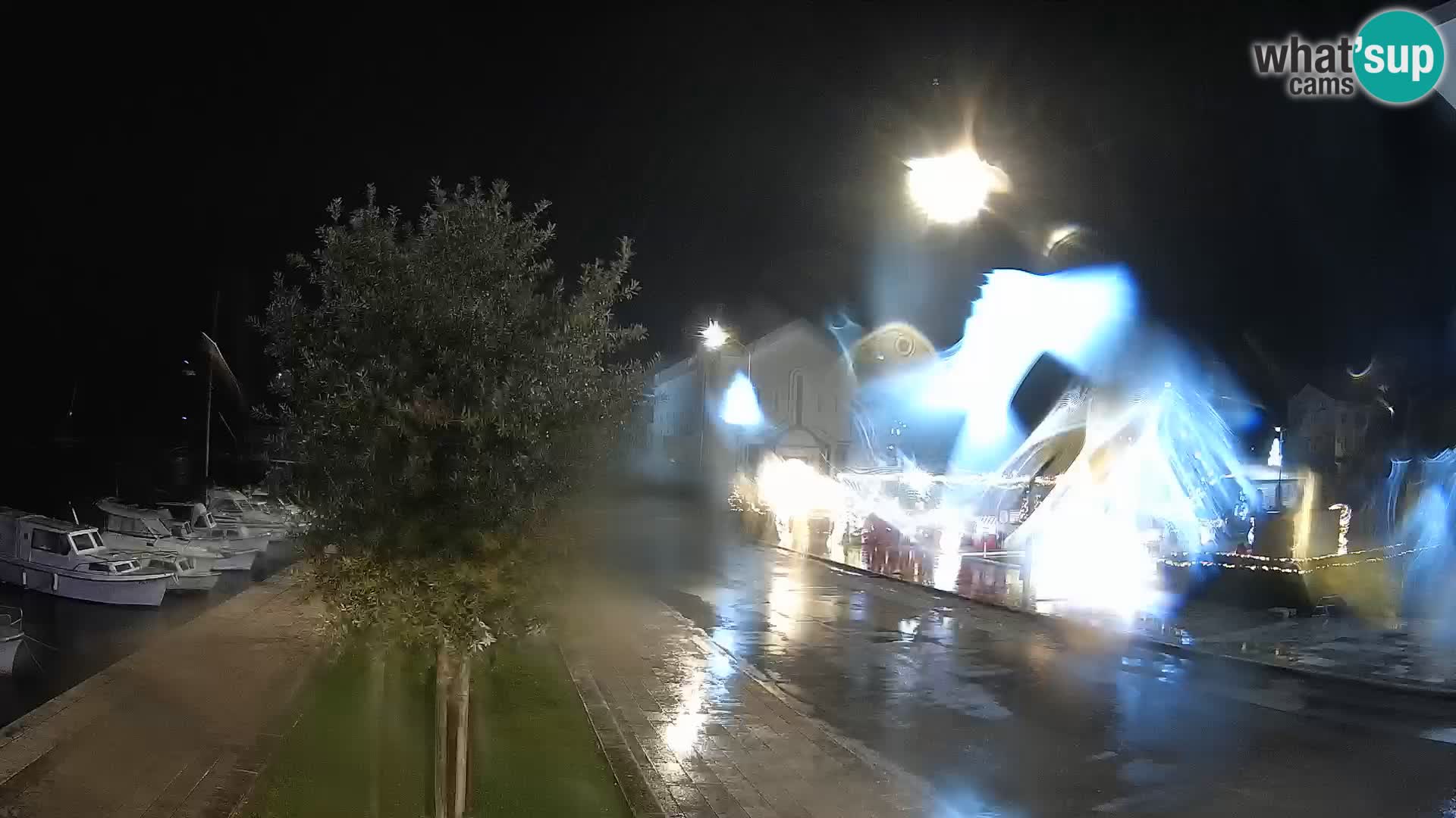 Spletna kamera Ploče | Osupljiv pogled na Rivo in katedralo