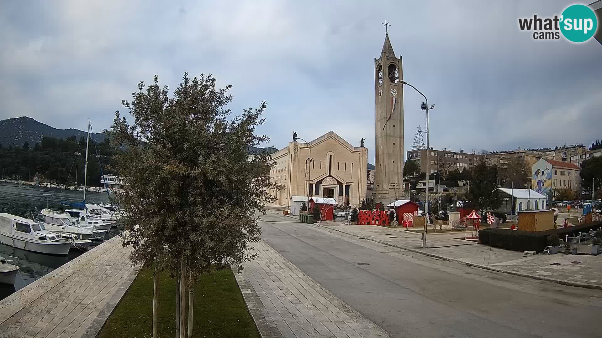 Spletna kamera Ploče | Osupljiv pogled na Rivo in katedralo