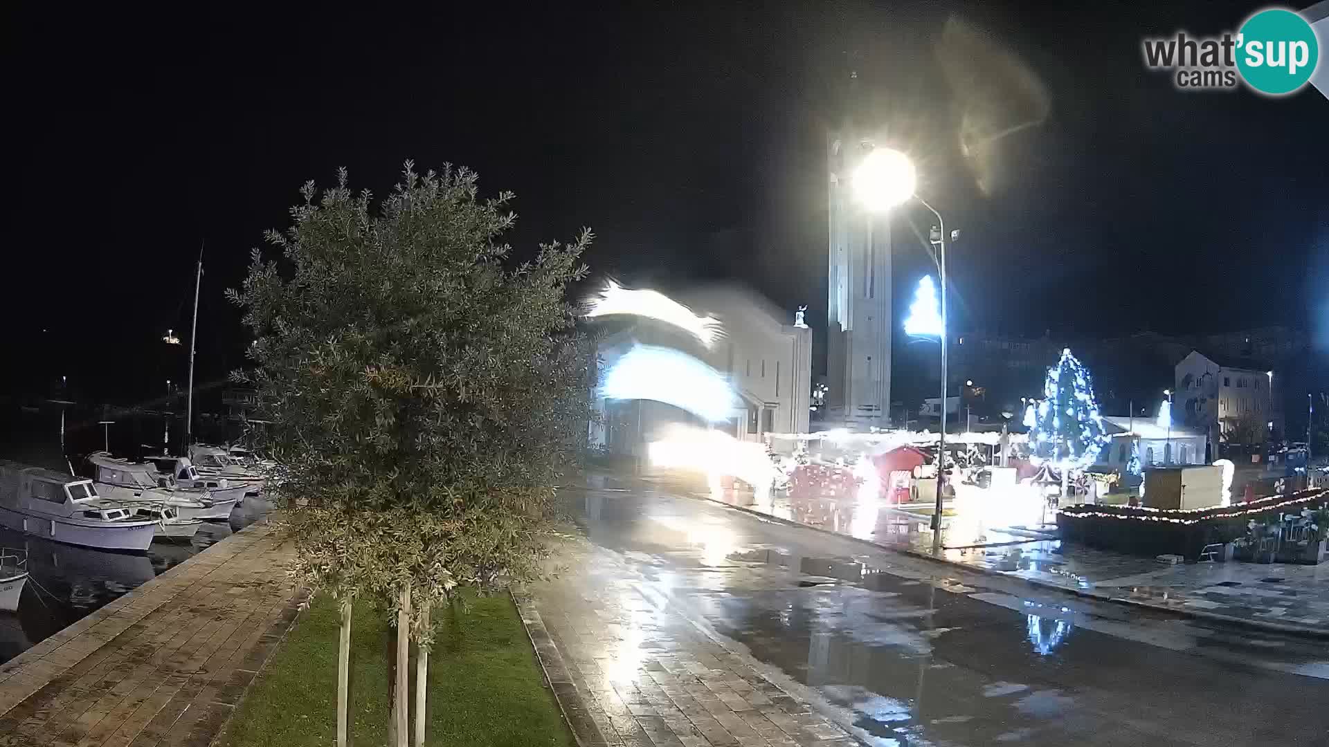 Ploče Cámara web | Vistas cautivadoras de Riva y la Catedral