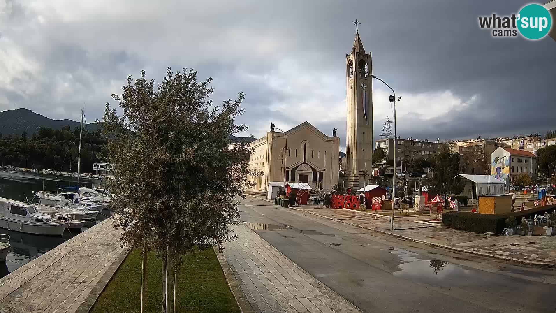 Spletna kamera Ploče | Osupljiv pogled na Rivo in katedralo