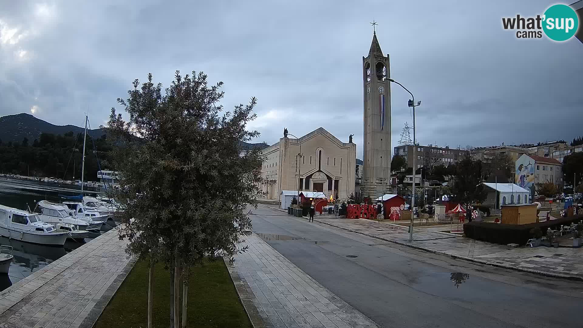 Ploče Cámara web | Vistas cautivadoras de Riva y la Catedral