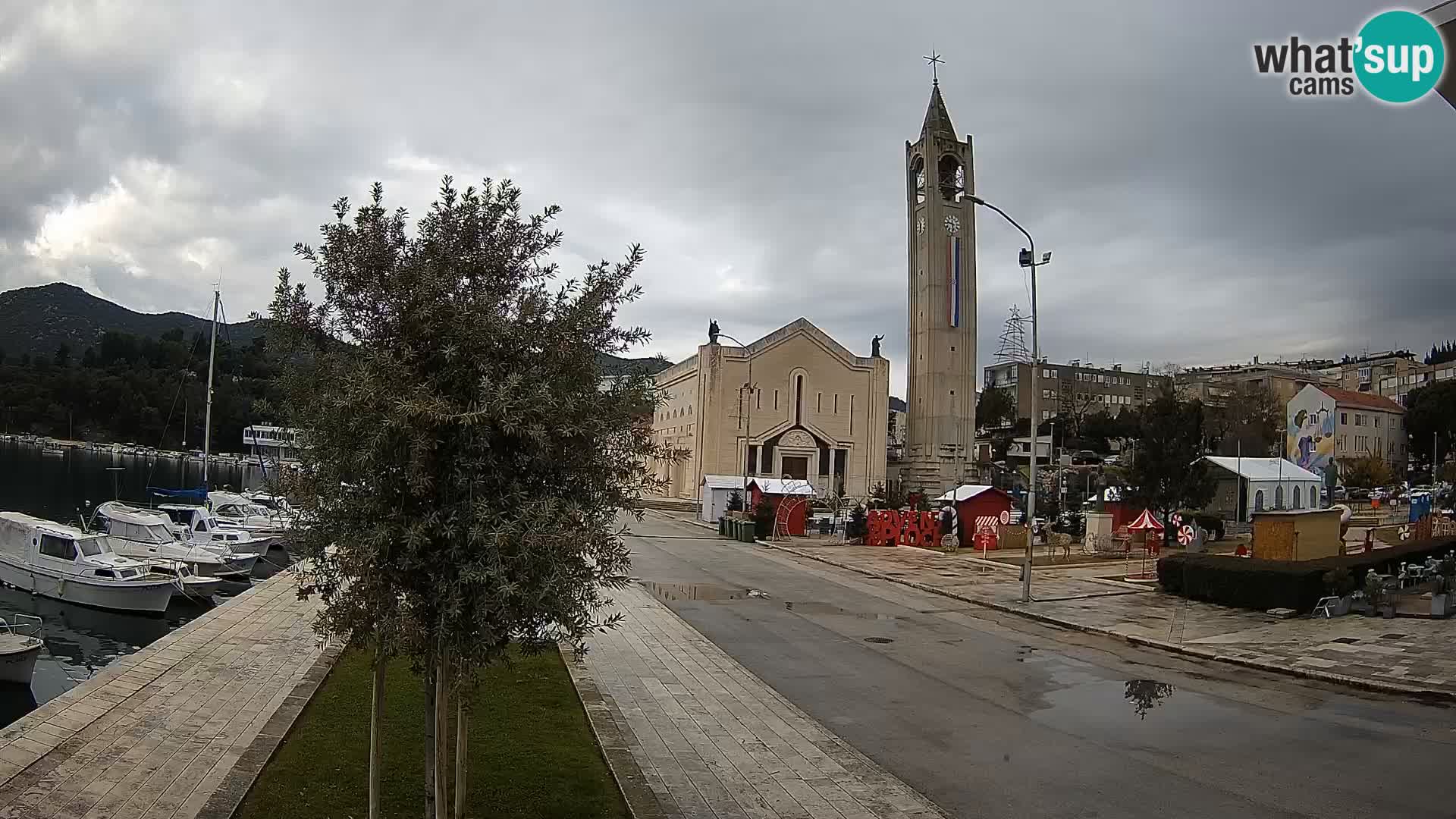 Ploče Cámara web | Vistas cautivadoras de Riva y la Catedral