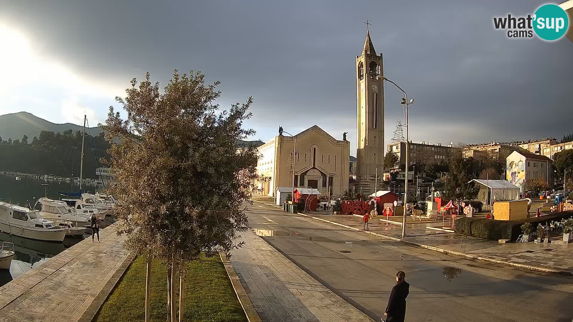 Webcam Ploče | Fesselnde Ausblicke auf Riva und die Kathedrale