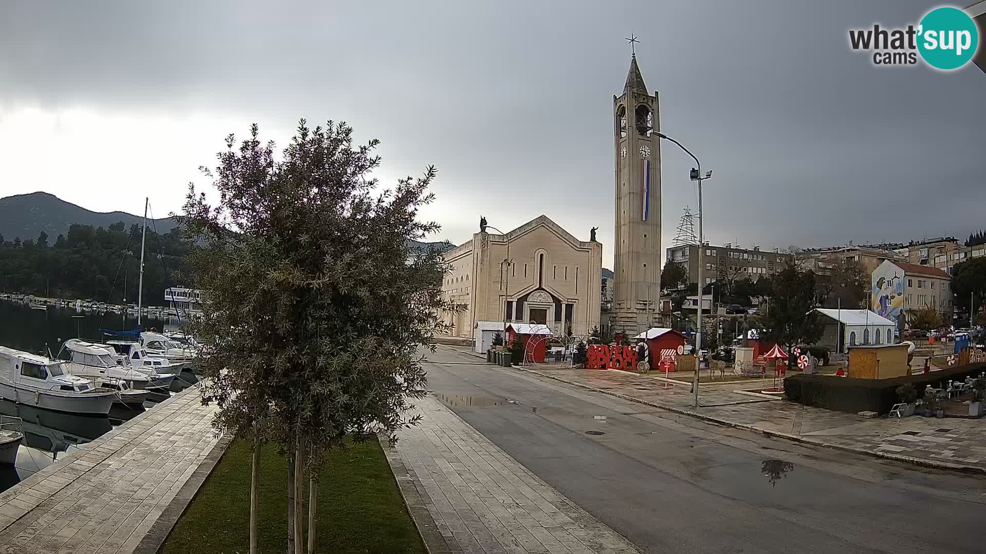 Spletna kamera Ploče | Osupljiv pogled na Rivo in katedralo