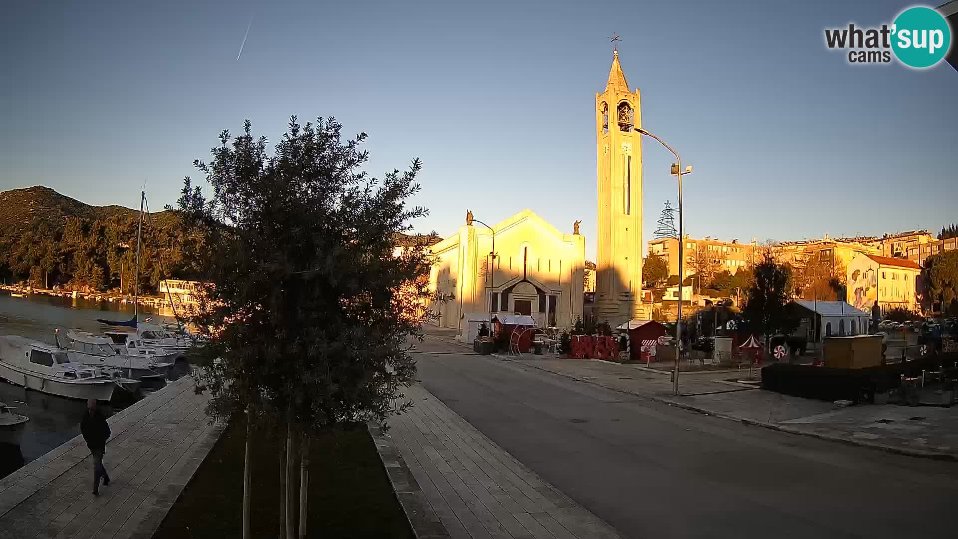 Webcam Ploče | Fesselnde Ausblicke auf Riva und die Kathedrale