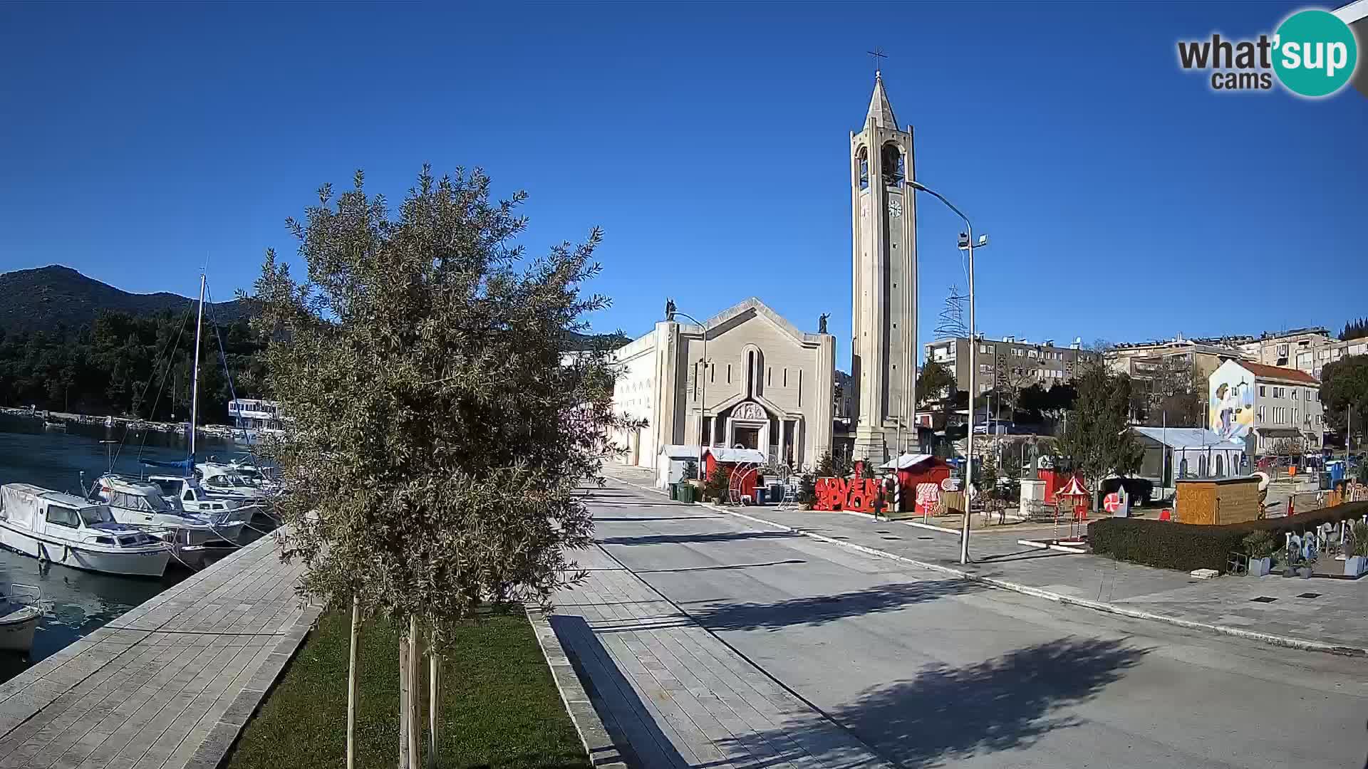 Spletna kamera Ploče | Osupljiv pogled na Rivo in katedralo