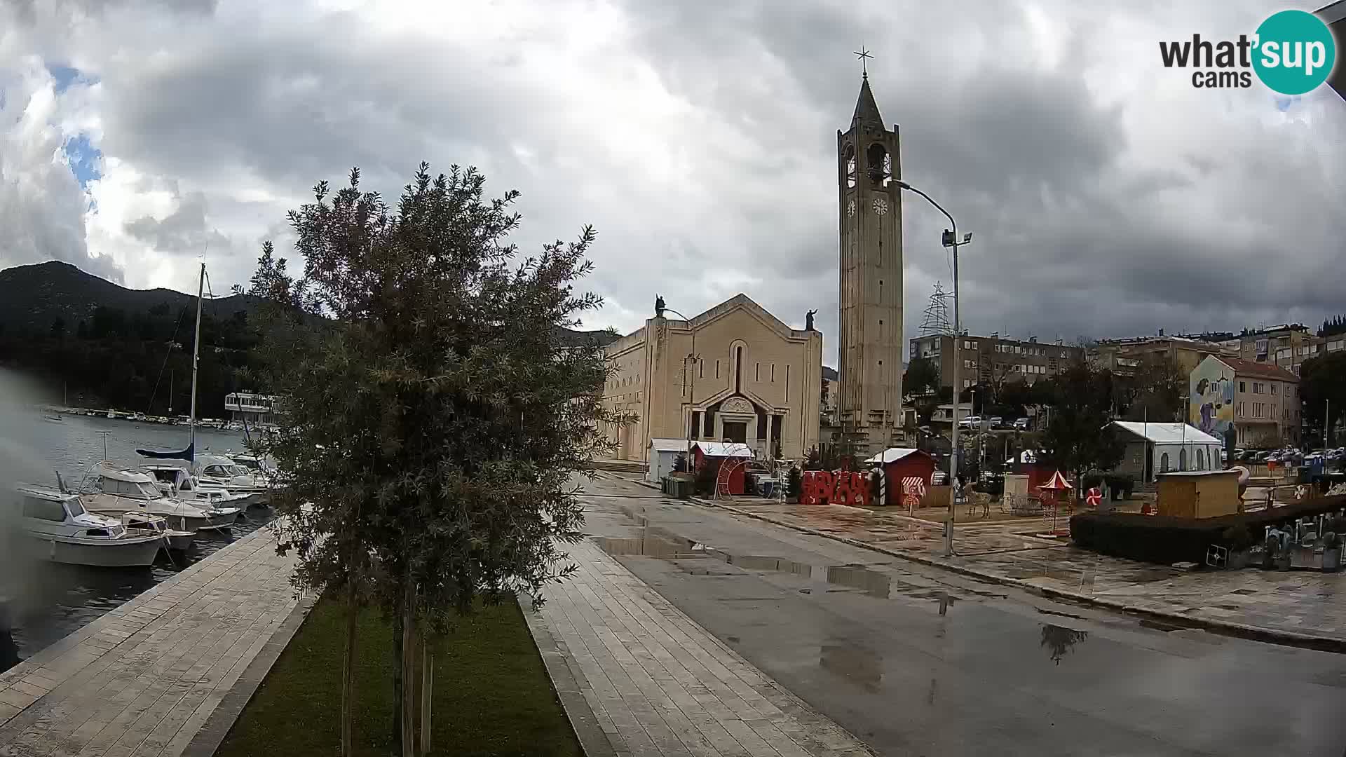 Ploče Cámara web | Vistas cautivadoras de Riva y la Catedral