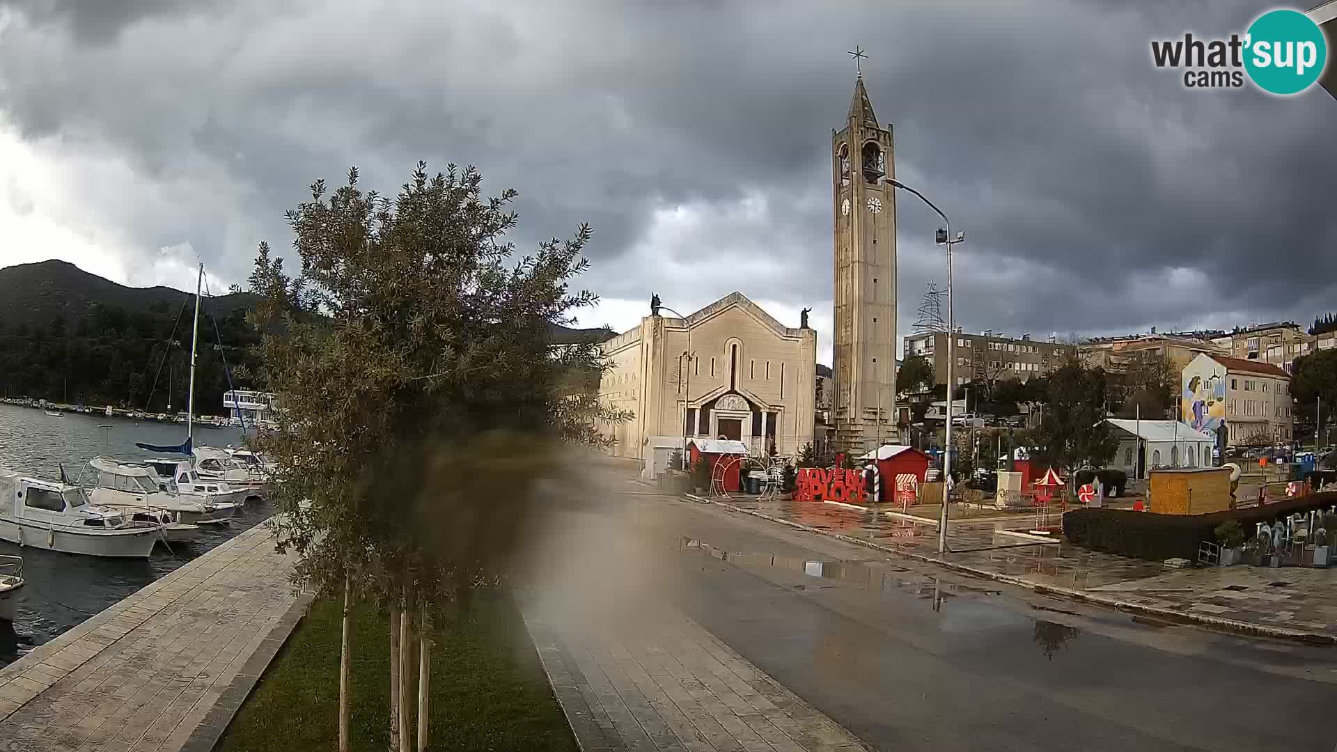 Ploče Cámara web | Vistas cautivadoras de Riva y la Catedral