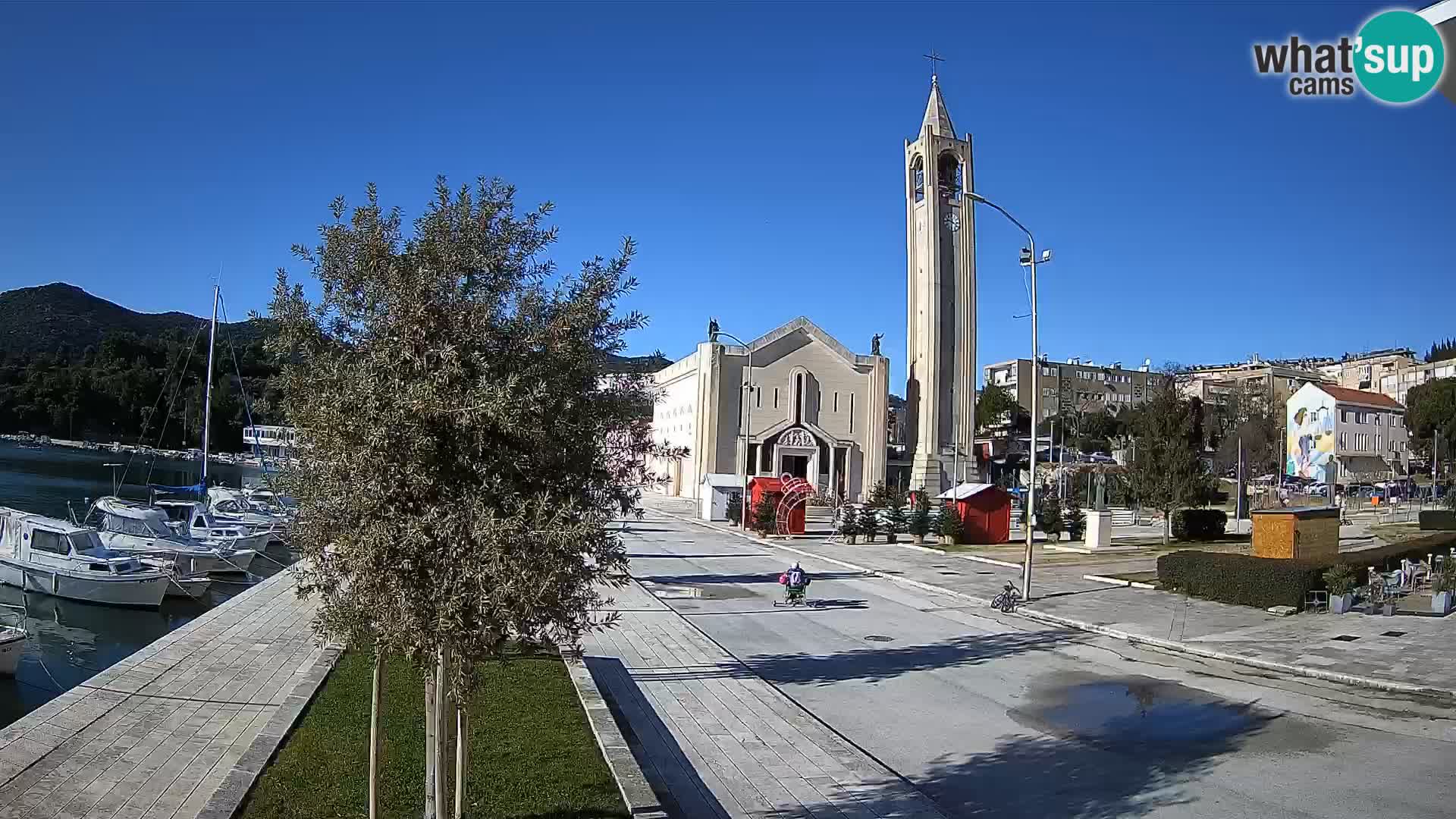 Spletna kamera Ploče | Osupljiv pogled na Rivo in katedralo