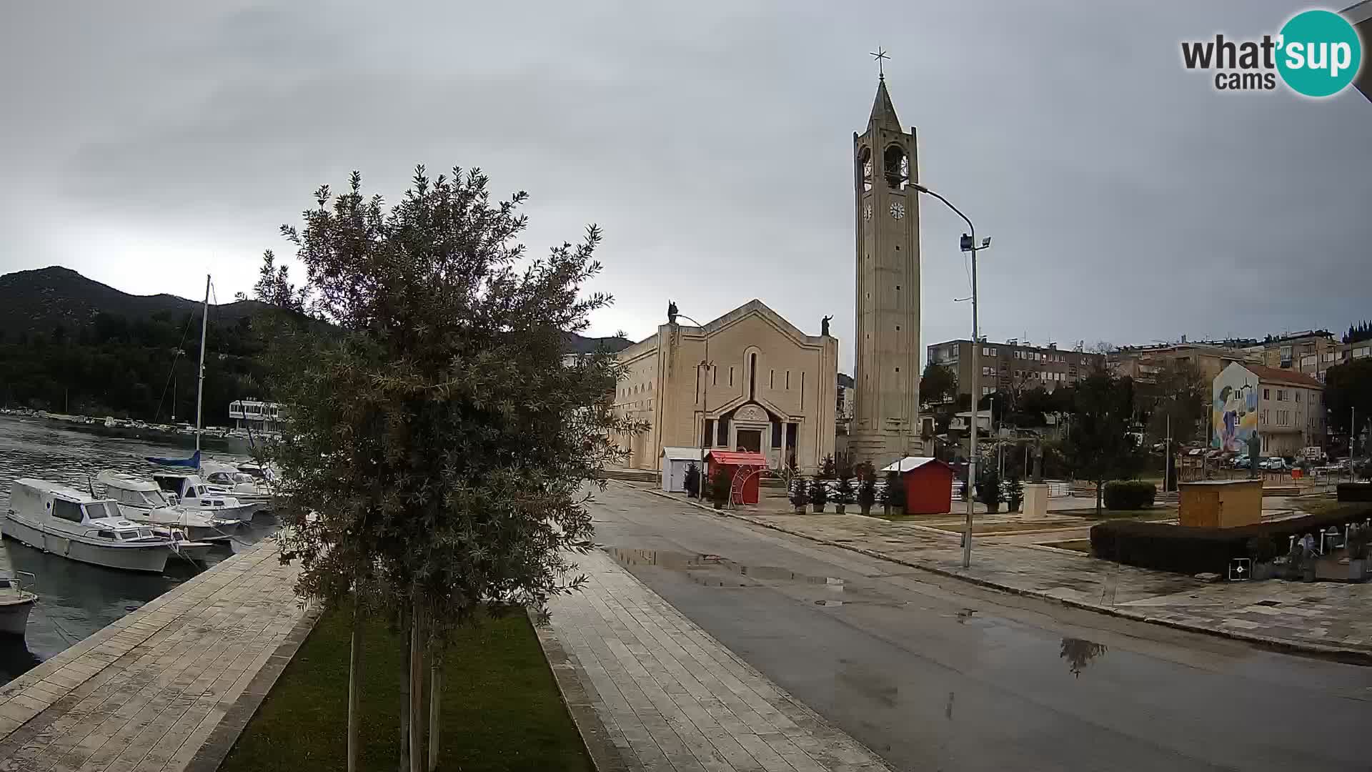 Ploče Cámara web | Vistas cautivadoras de Riva y la Catedral