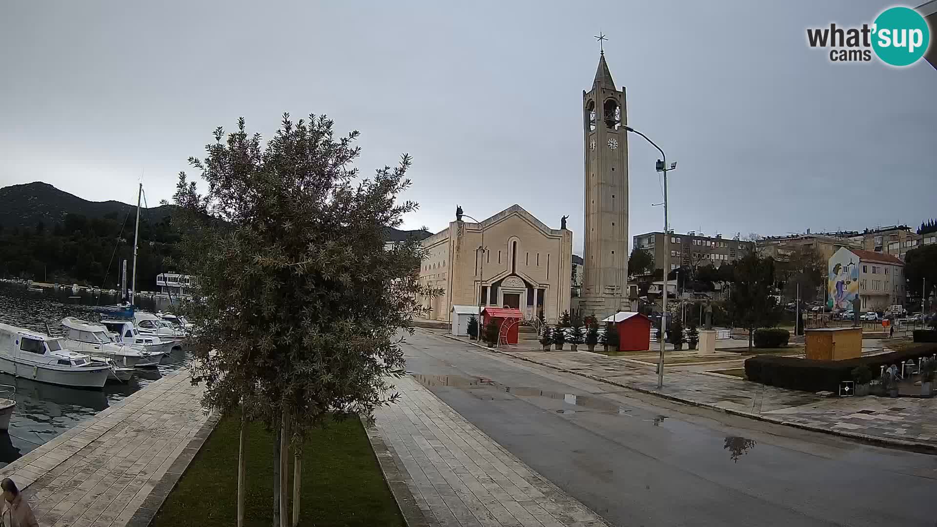 Ploče Cámara web | Vistas cautivadoras de Riva y la Catedral