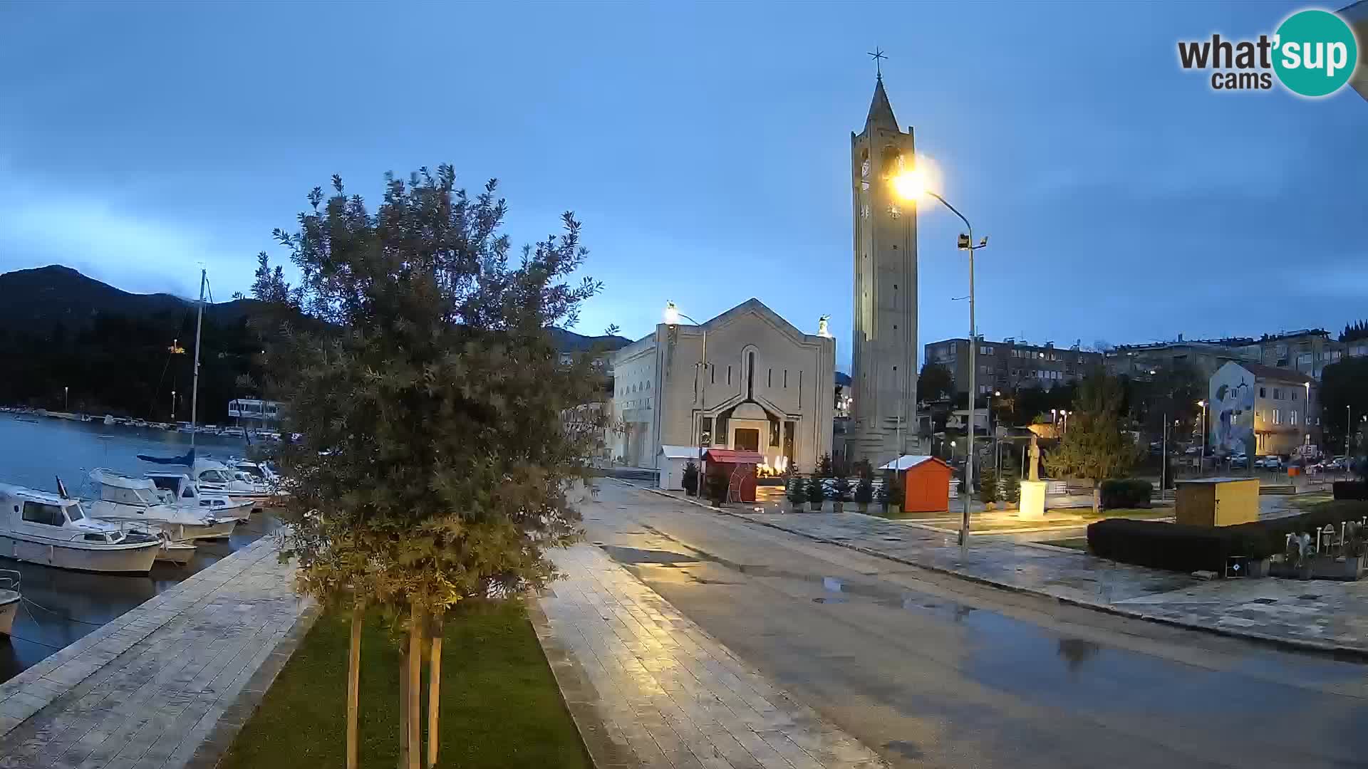 Ploče Cámara web | Vistas cautivadoras de Riva y la Catedral