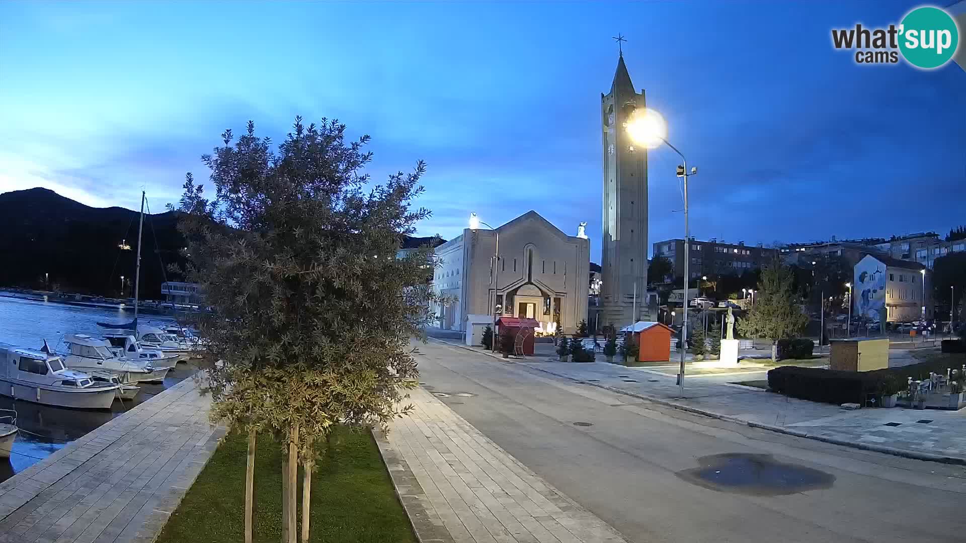 Webcam Ploče | Fesselnde Ausblicke auf Riva und die Kathedrale