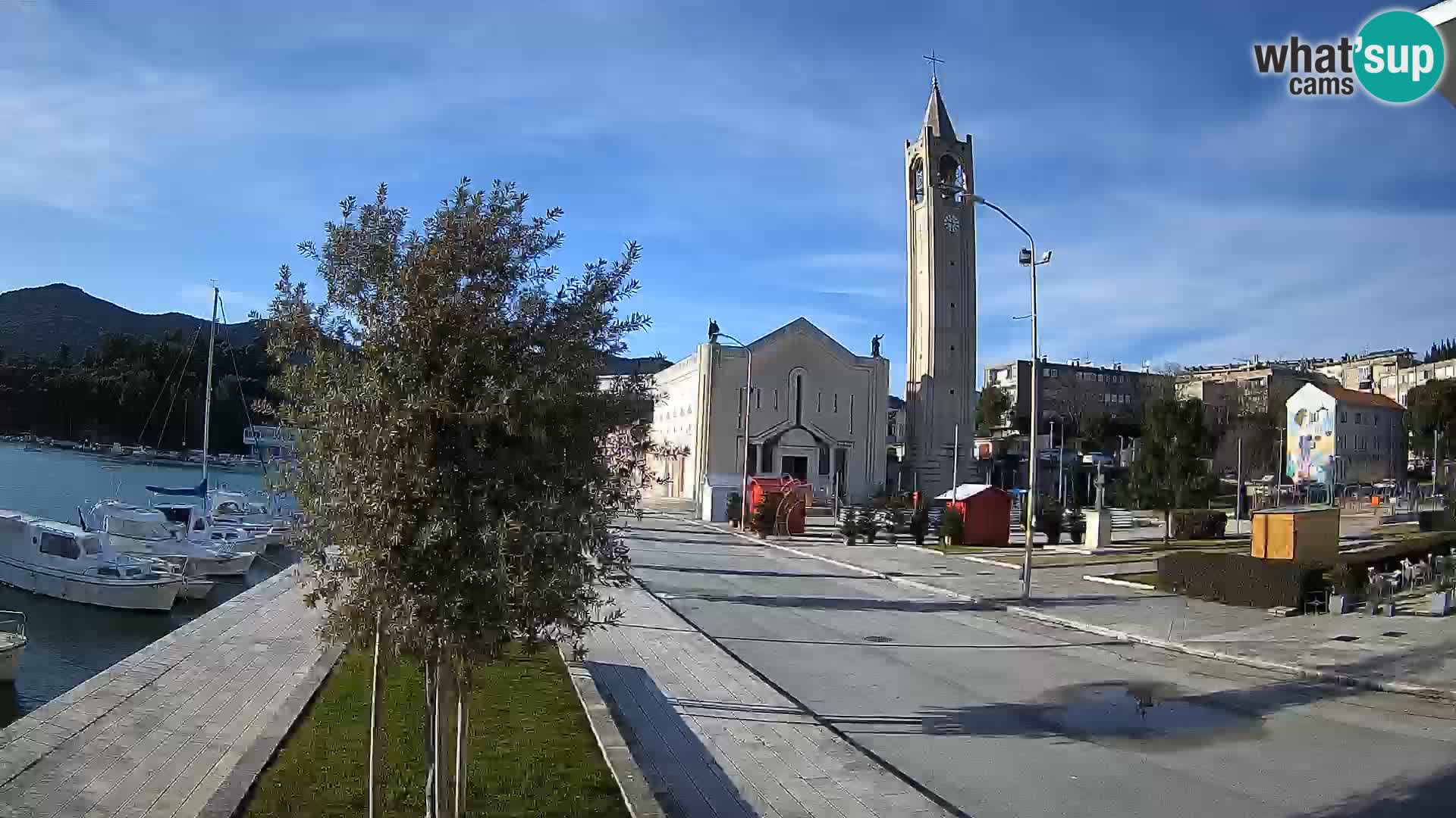 Spletna kamera Ploče | Osupljiv pogled na Rivo in katedralo