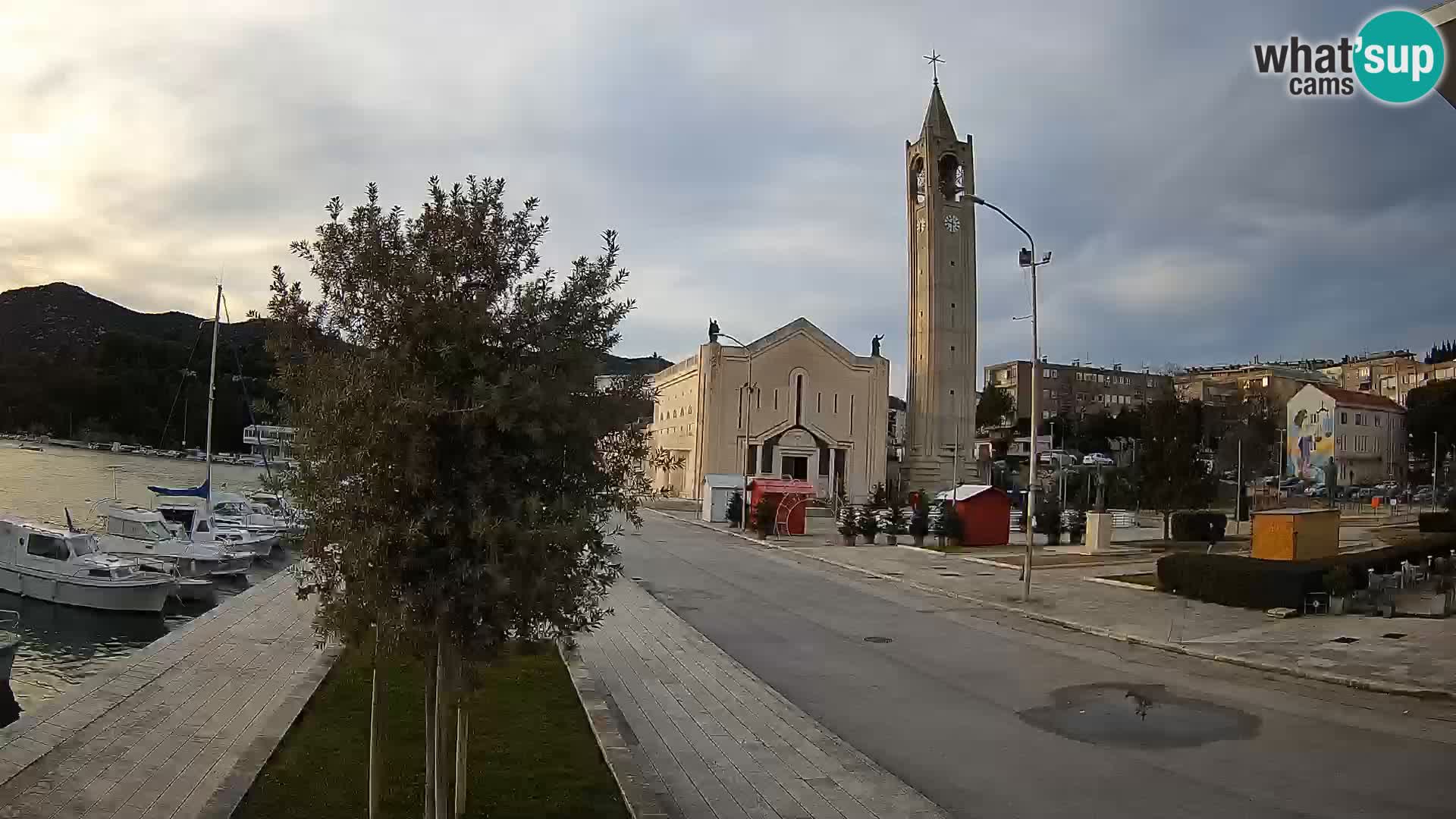 Webcam Ploče | Fesselnde Ausblicke auf Riva und die Kathedrale